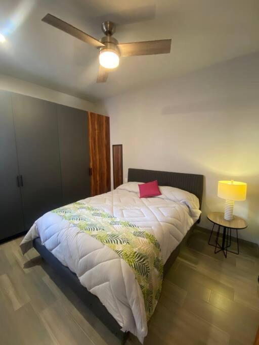Hermoso Condominio, Cerca De La Marina De Cabo! Apartment