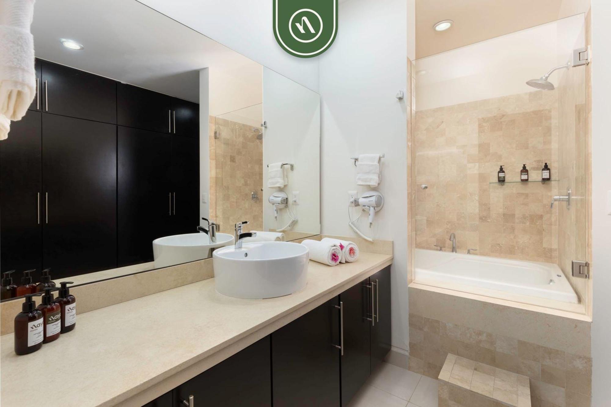 Apartment Brand New 3 Bedroom Penthouse - Oceanview Rooftop Pool Cabo San Lucas