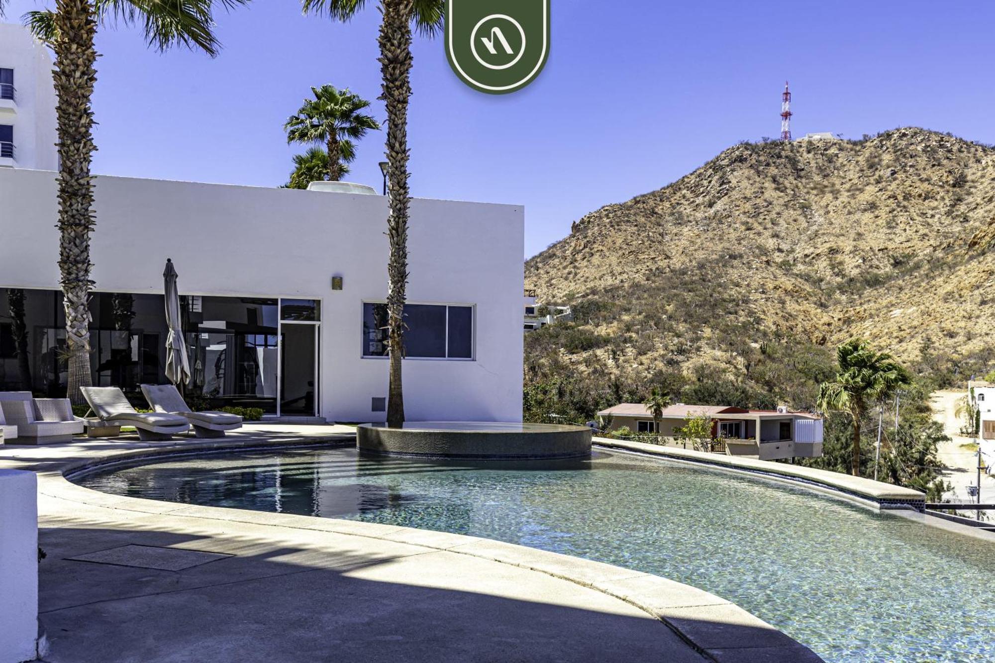 Brand New 3 Bedroom Penthouse - Oceanview Rooftop Pool Cabo San Lucas