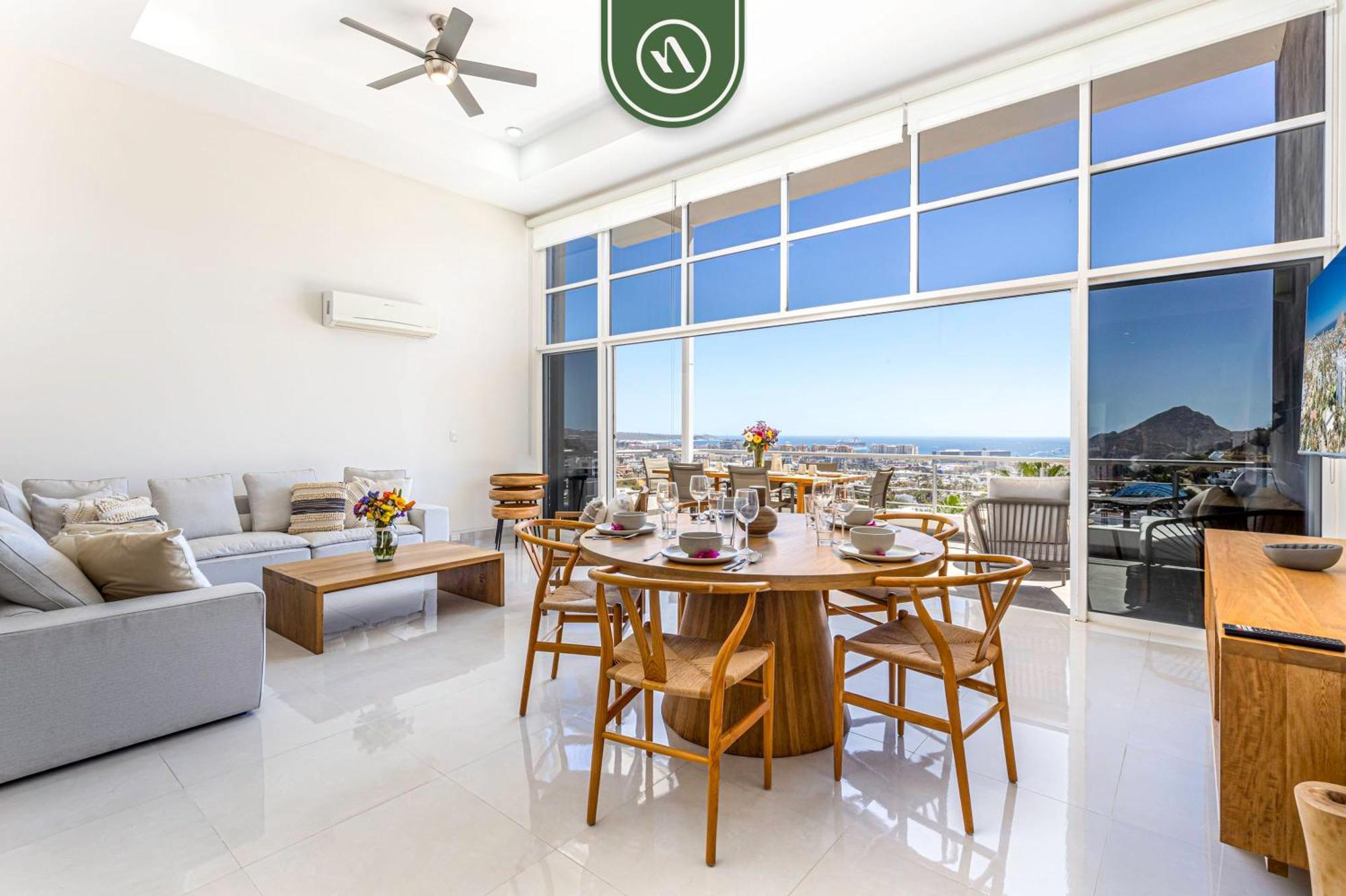 Brand New 3 Bedroom Penthouse - Oceanview Rooftop Pool