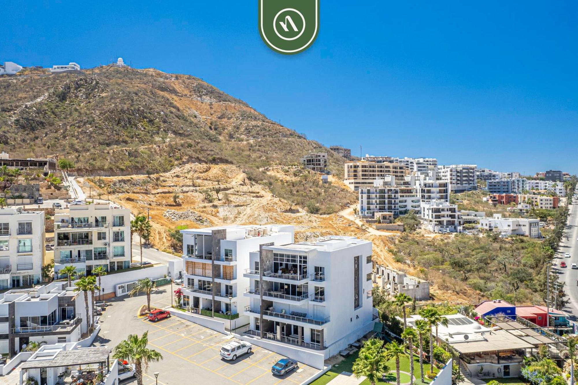 Brand New 3 Bedroom Penthouse - Oceanview Rooftop Pool Cabo San Lucas