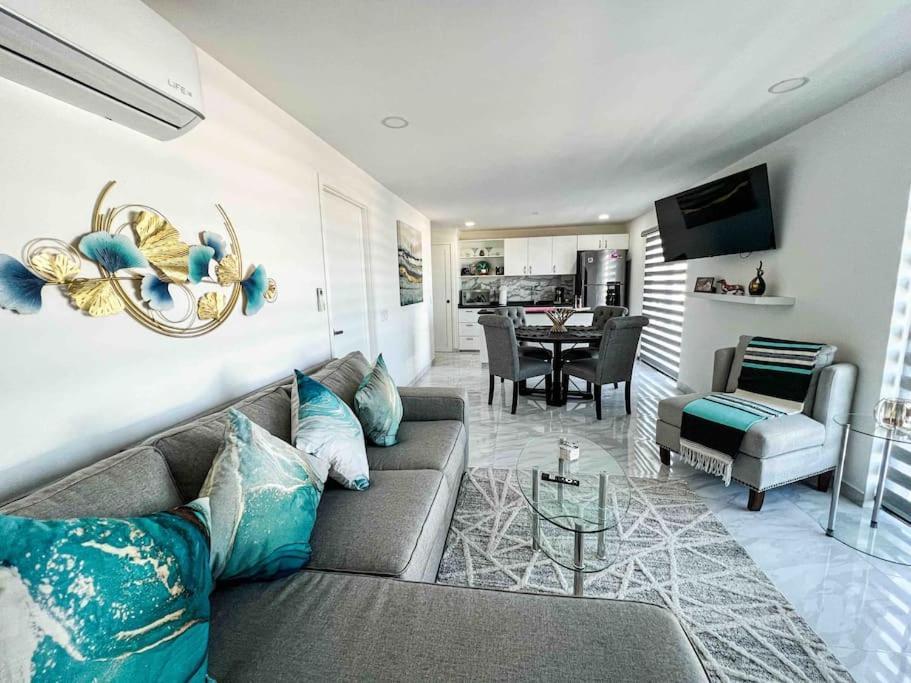 Apartment Amazing Location 1-bdrm Lrg Balcony W-pool Lily Cabo San Lucas