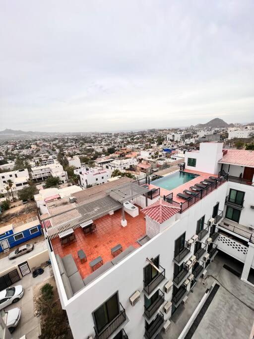Amazing Location 1-bdrm Lrg Balcony W-pool Lily *