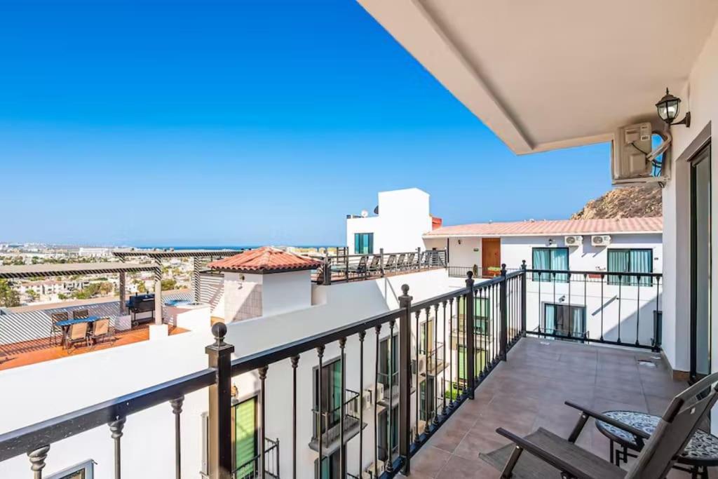 Breathtaking Views 1-bdrm W-pool Maison Alizee Apartment Cabo San Lucas