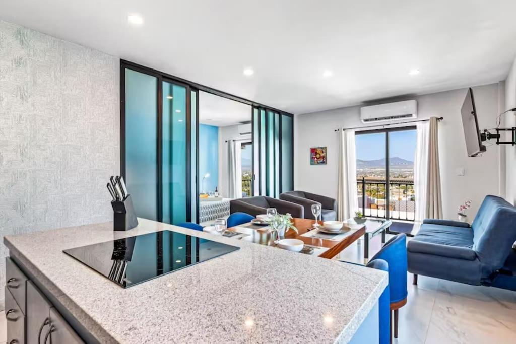 Breathtaking Views 1-bdrm W-pool Maison Alizee Apartment *