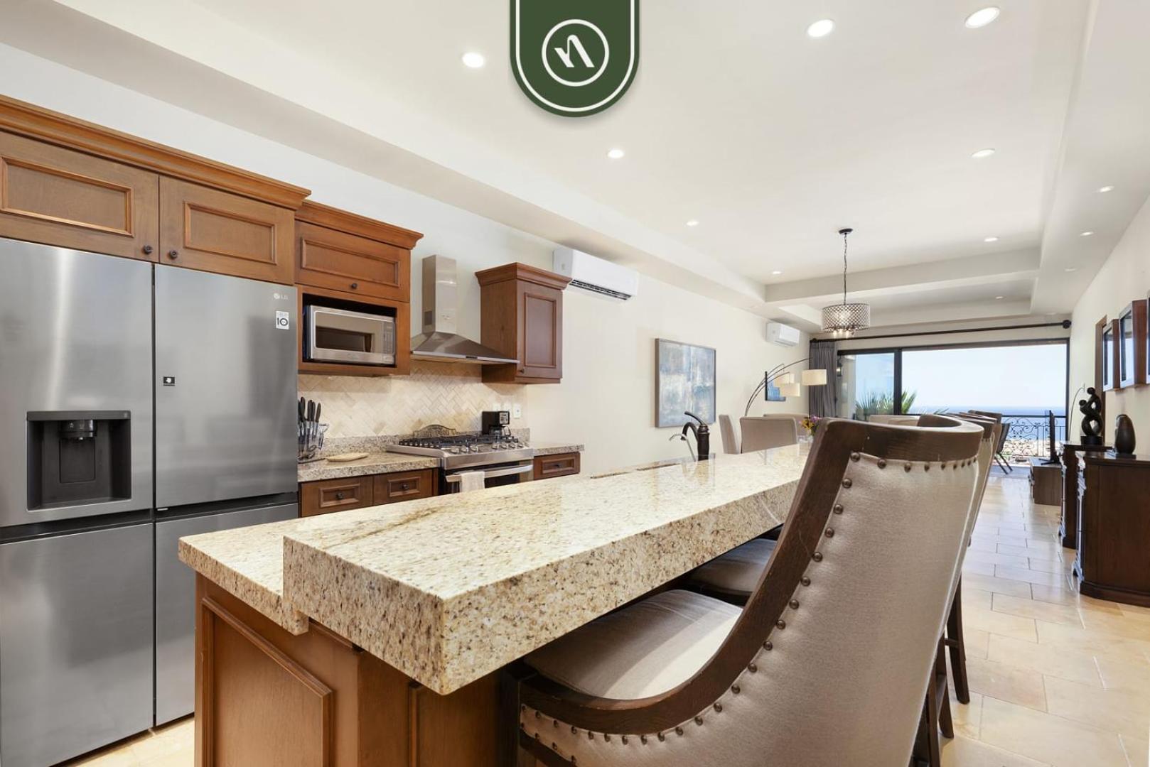 Apartment Amazing Unit With Ocean View