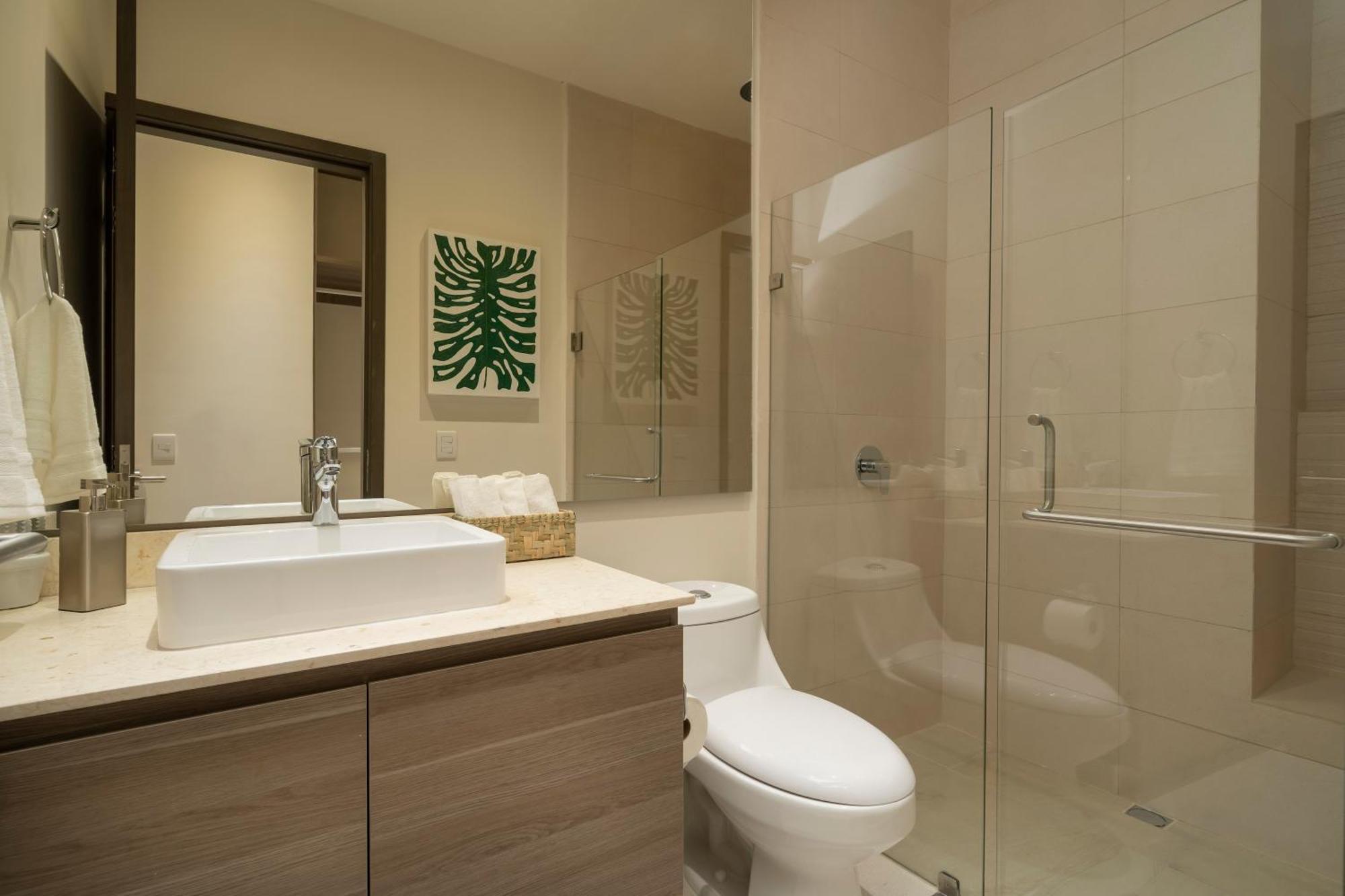 Luxury With Ocean View, Balcony, And Pool Apartamento *