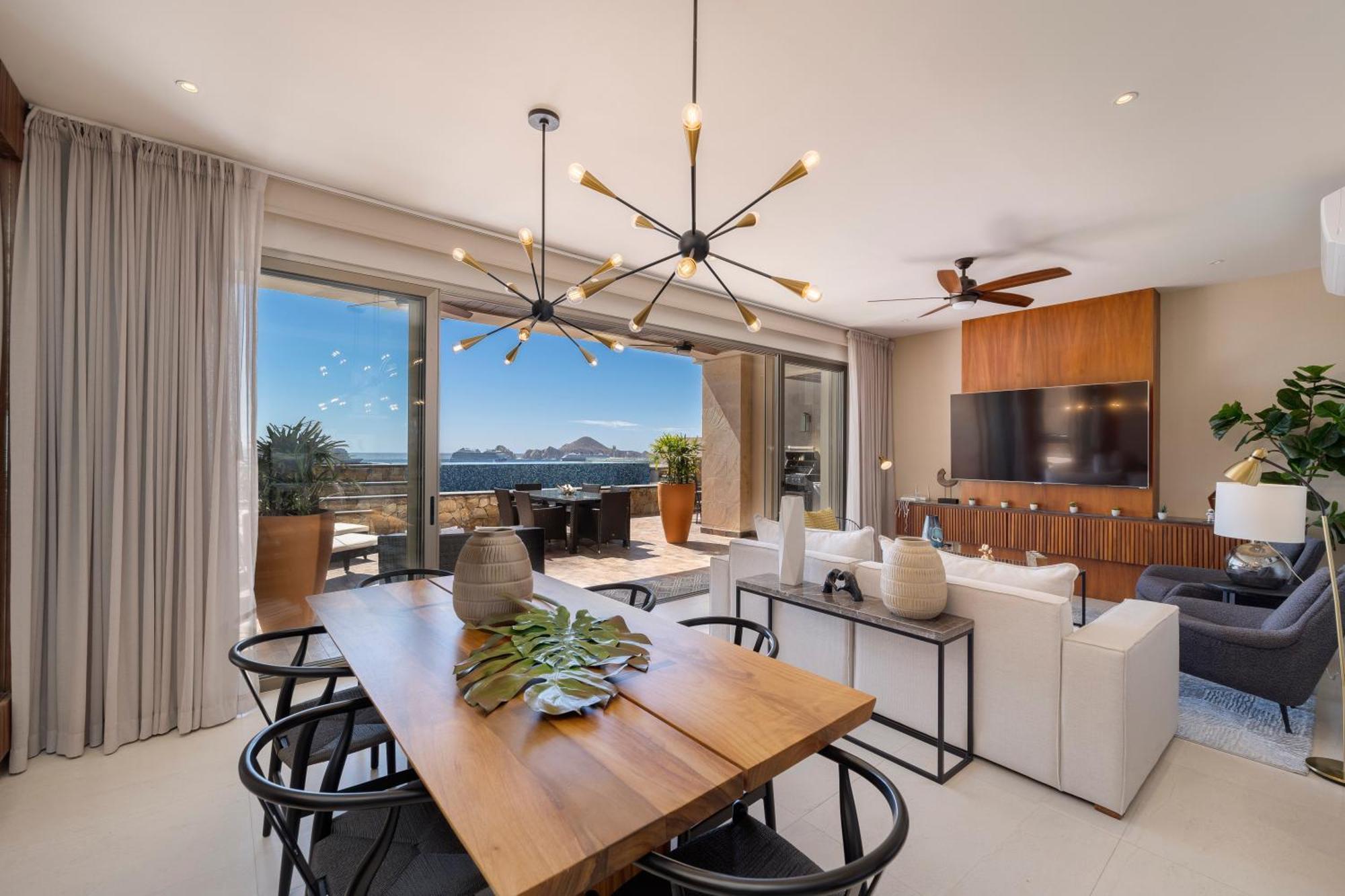 Luxury With Pool, Jacuzzi, And Private Terrace Apartment *