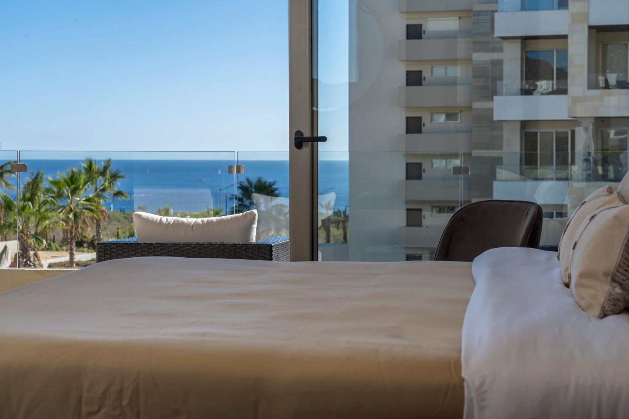 Luxury Beachfront In Cabo Apartment Cabo San Lucas