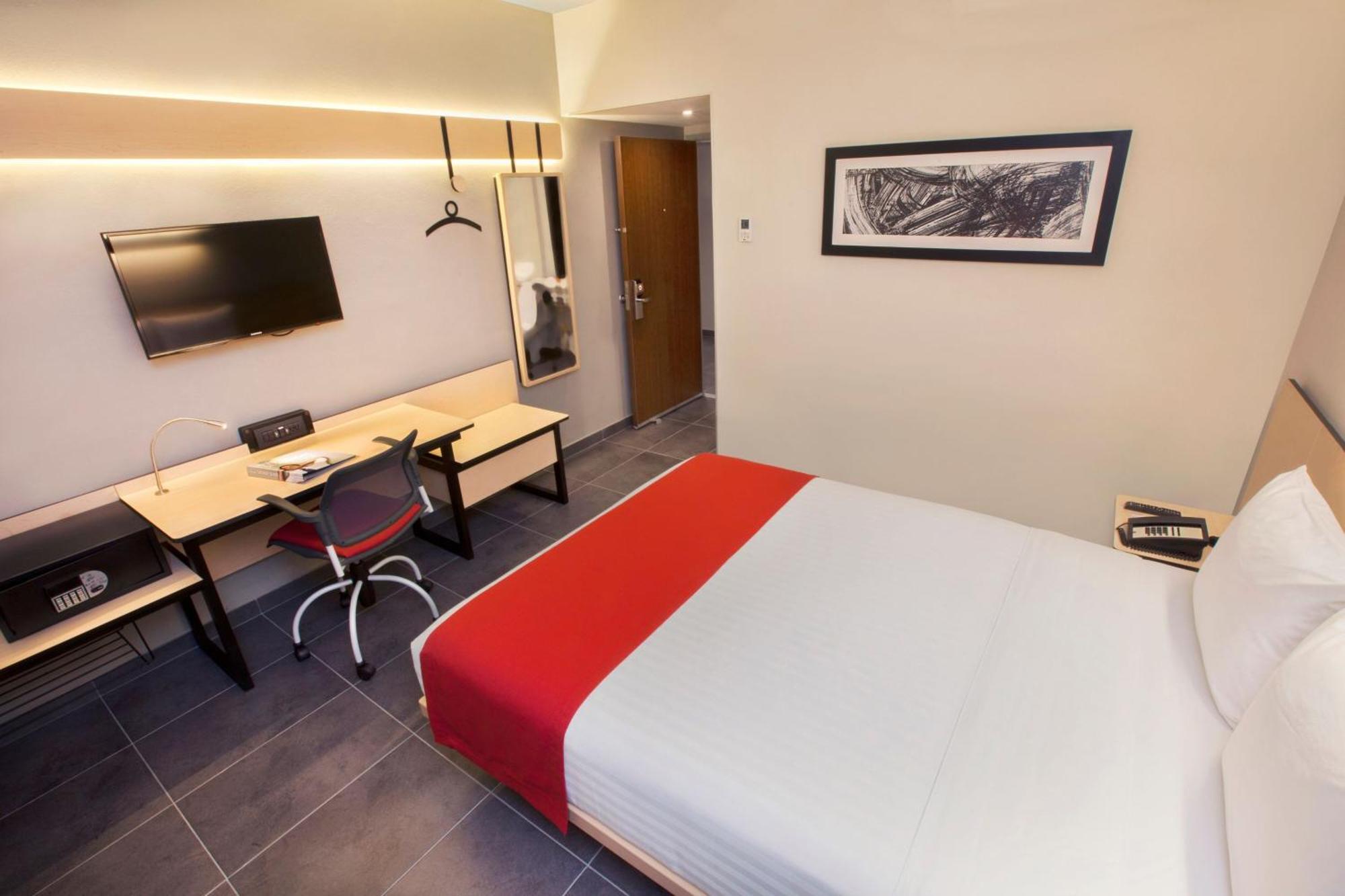 Express By Marriott Hotel 4*