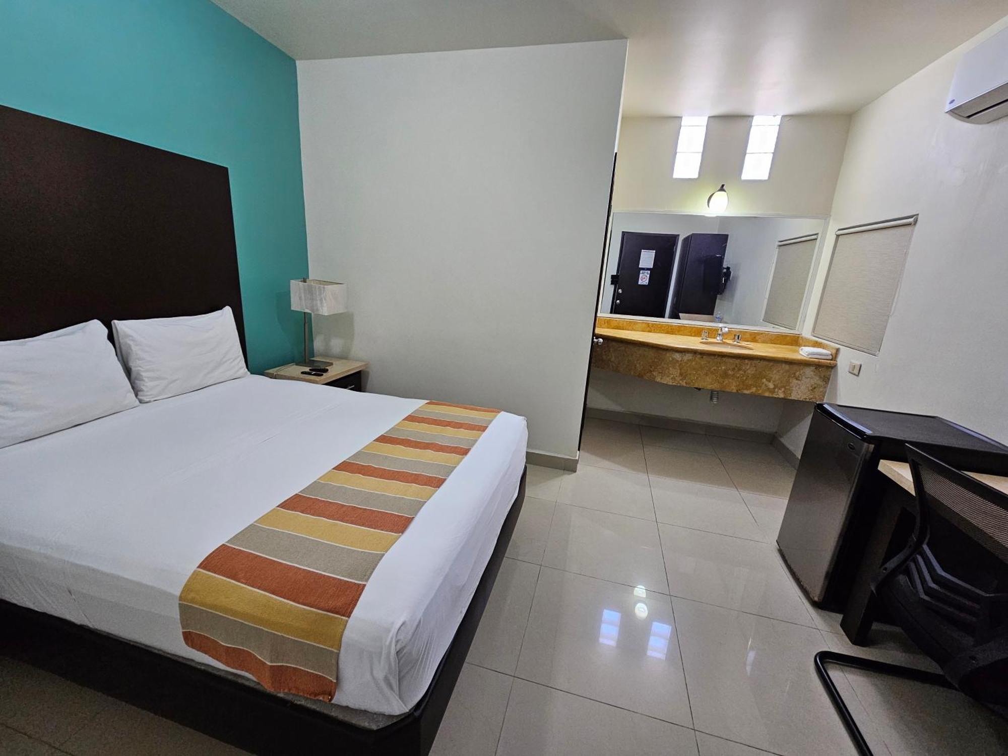 Maria Elena Hotel 2*
