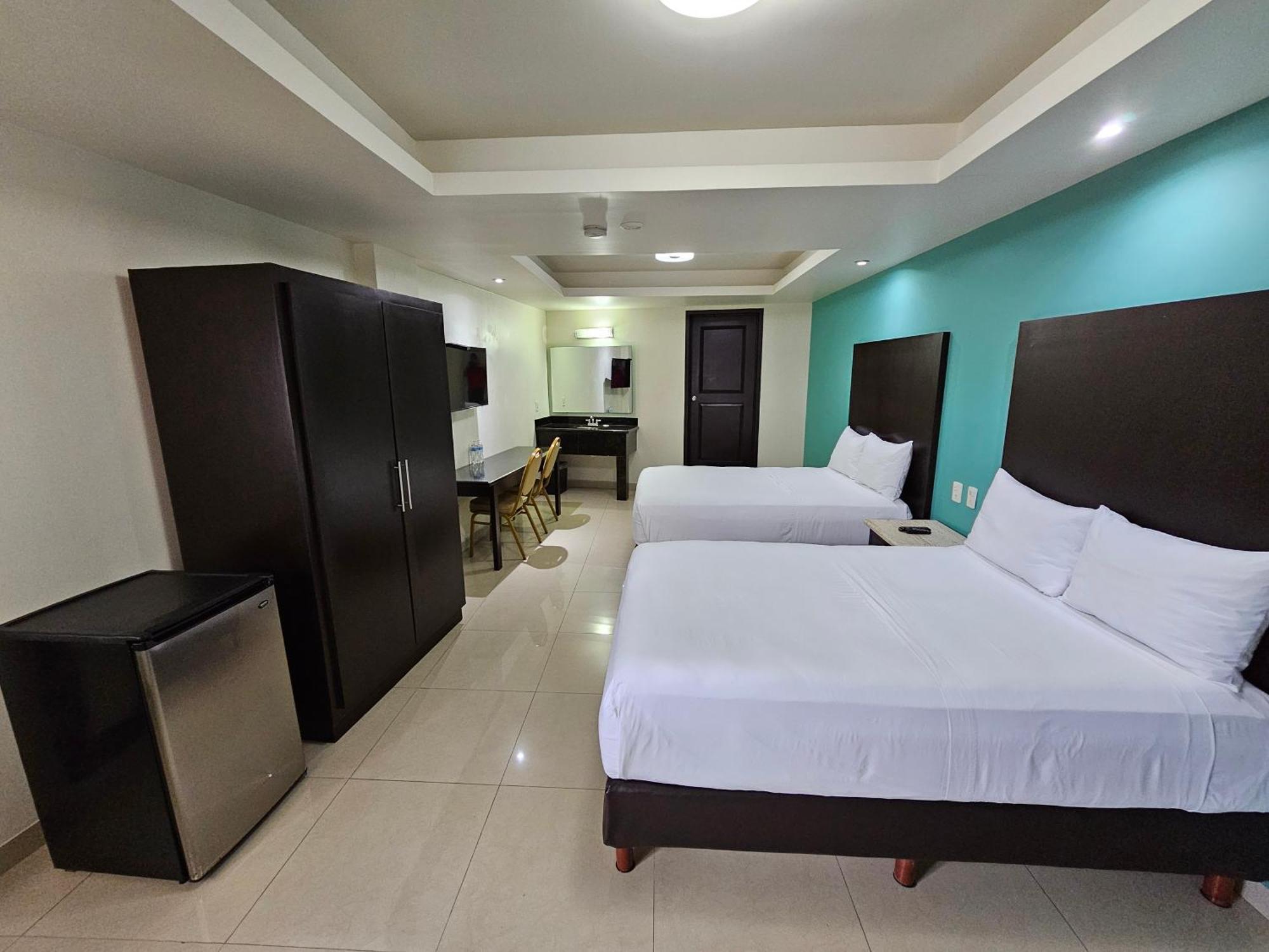 Hotel Maria Elena 2*
