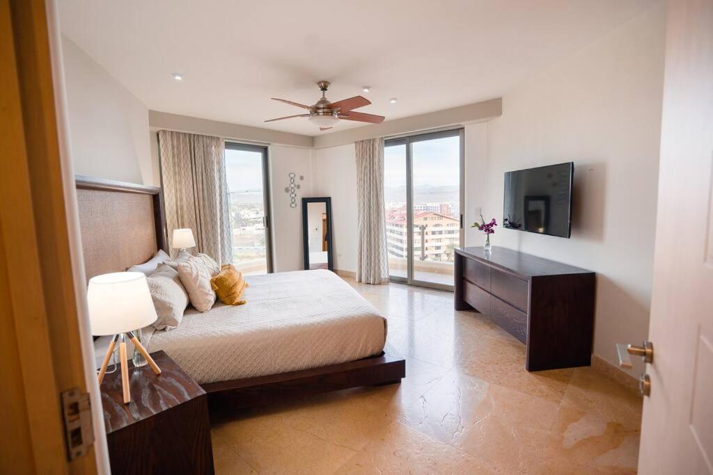 Departamento En Corazon De Cabo A Pasos De Playa