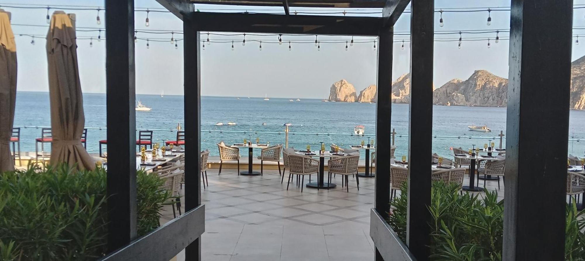 Resort Medano Cabo San Lucas