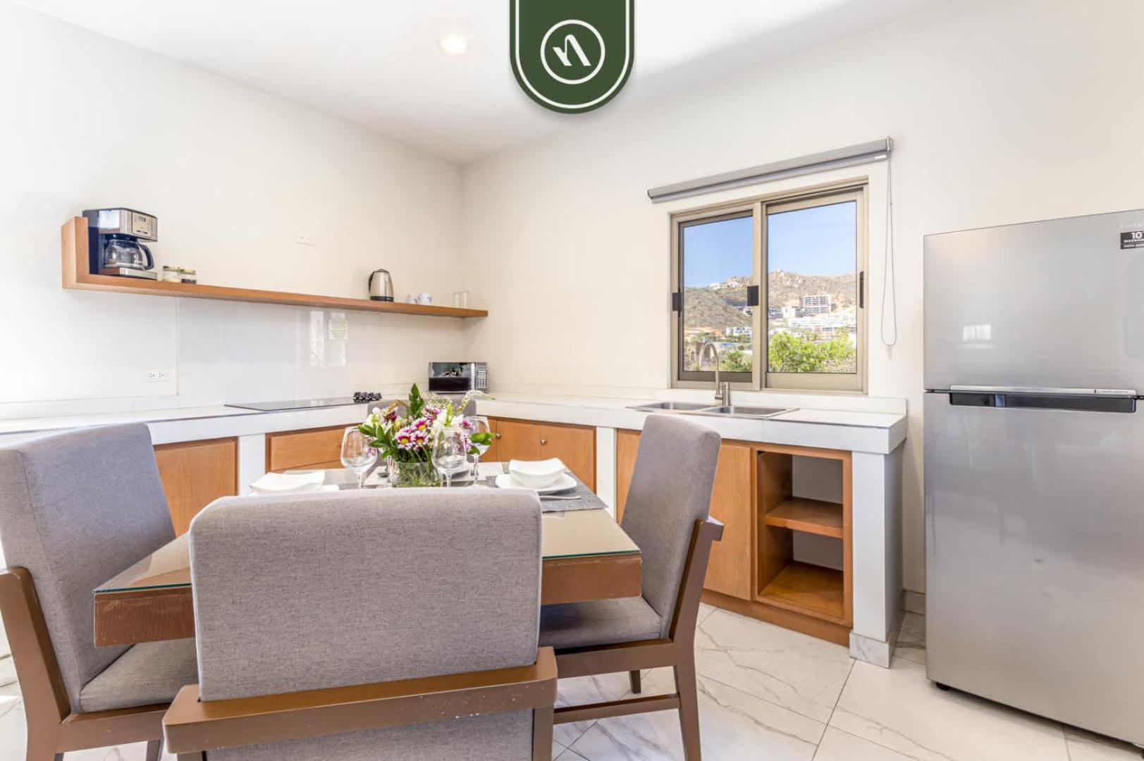 1br With King Bed - Rooftop Pool - Near Downtown Apartment Cabo San Lucas