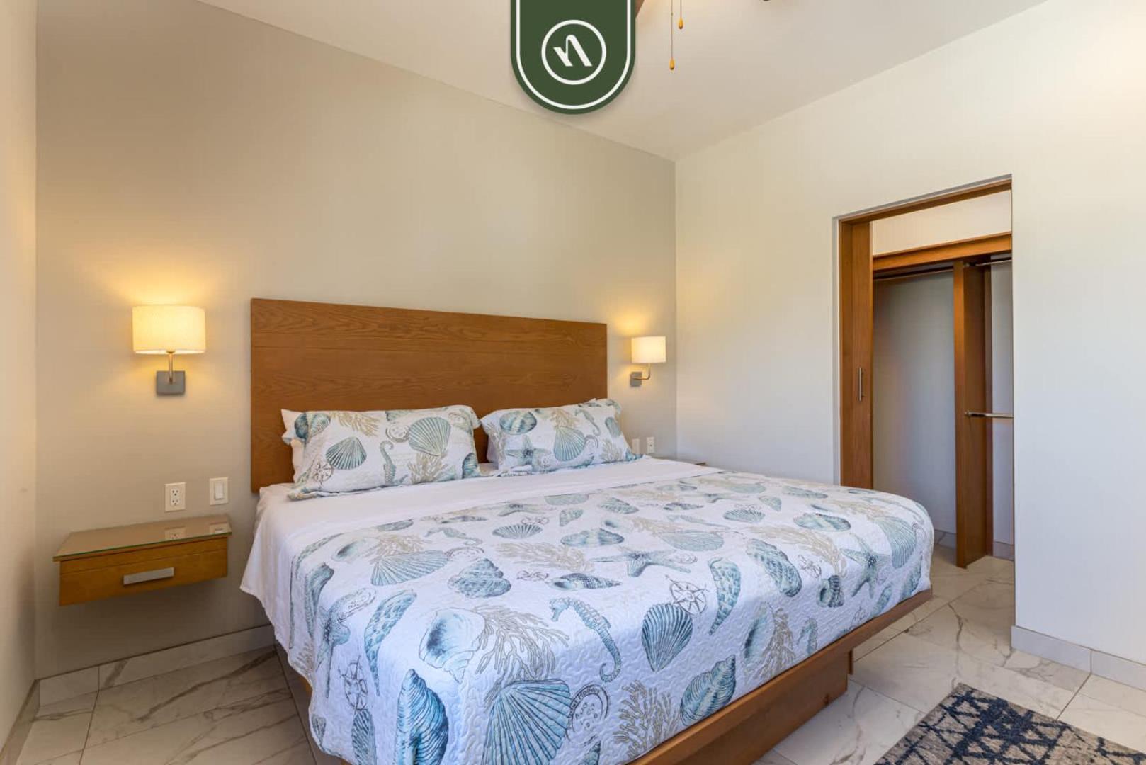 1br With King Bed - Rooftop Pool - Near Downtown Apartment