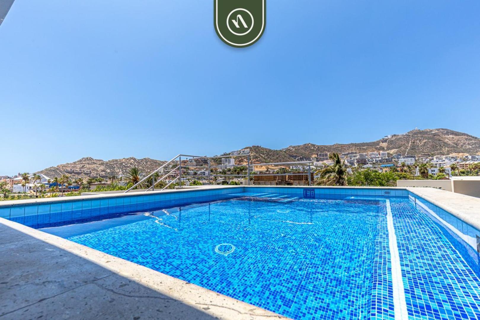 1br With King Bed - Rooftop Pool - Near Downtown