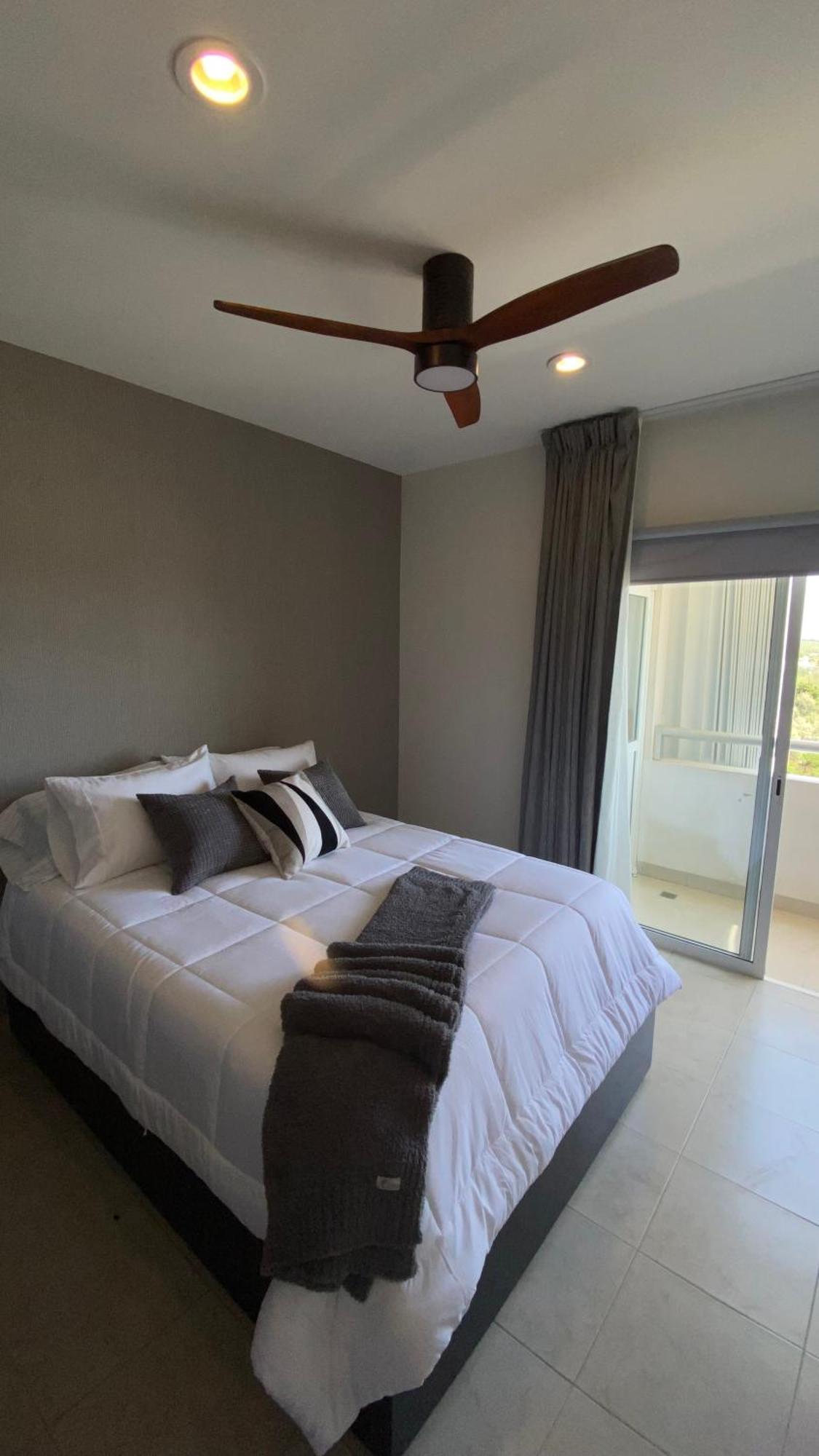Bahia Del Tezal Ii Floor 2bd * Cabo San Lucas
