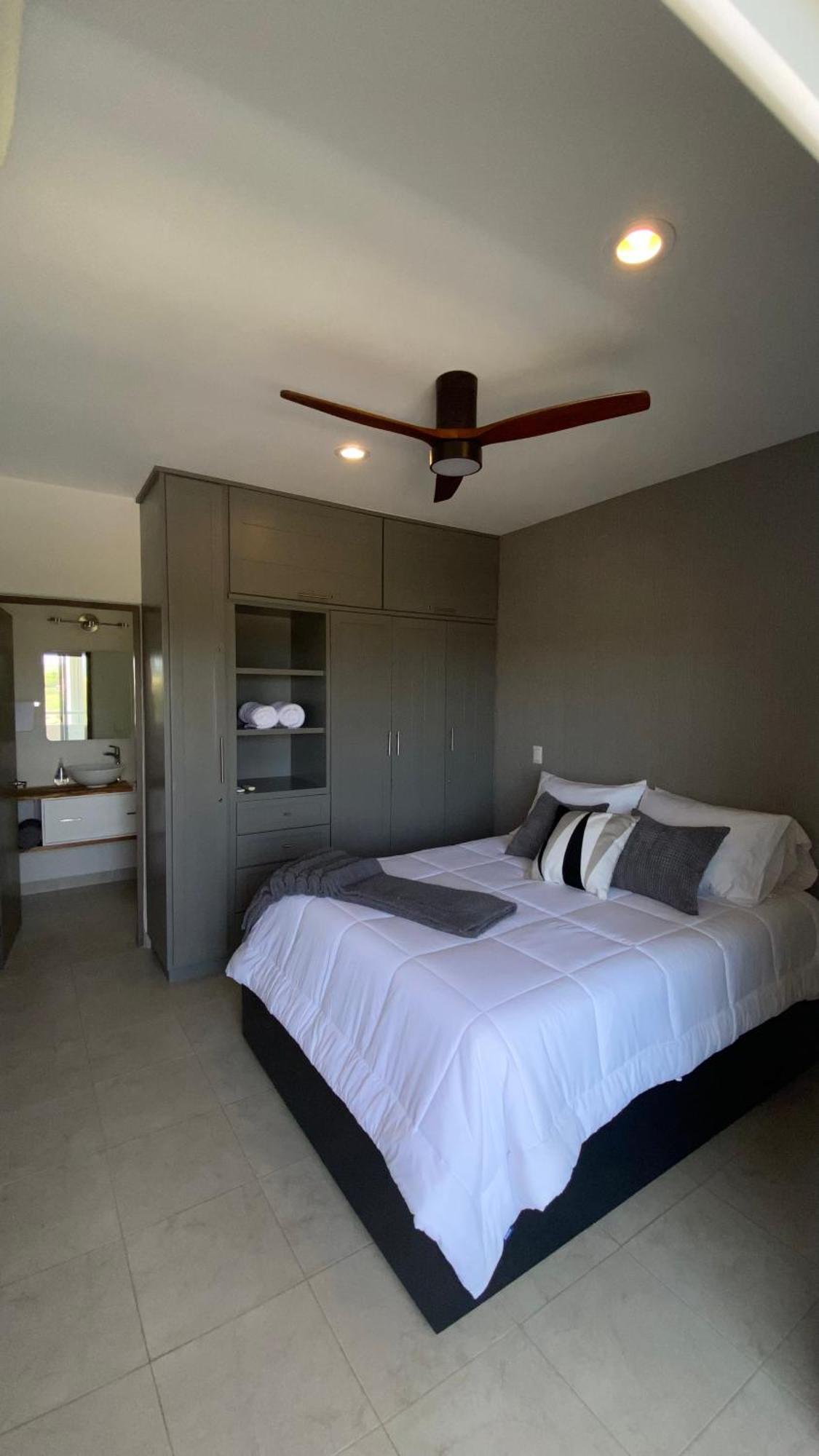 Bahia Del Tezal Ii Floor 2bd * Cabo San Lucas