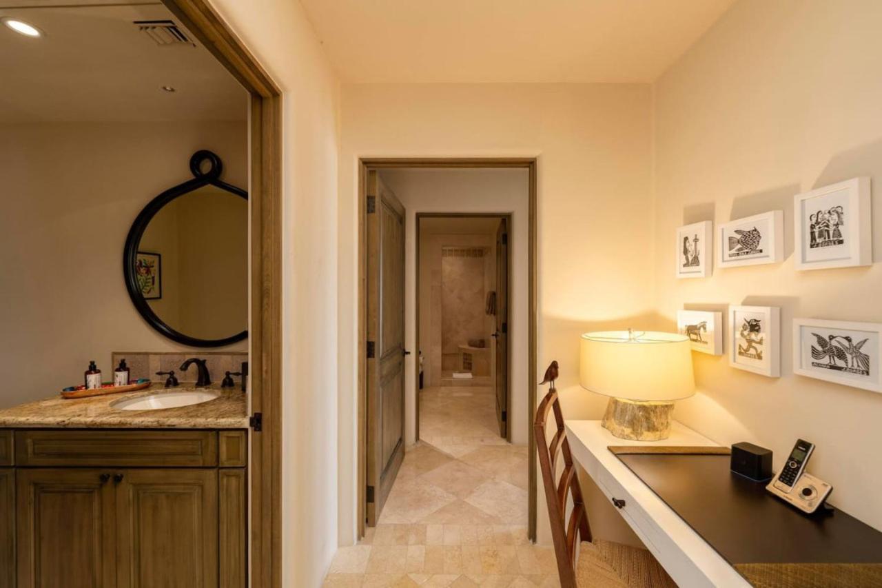 Holiday home 2 Bd 5-star Beachfront Hacienda Cabo San Lucas