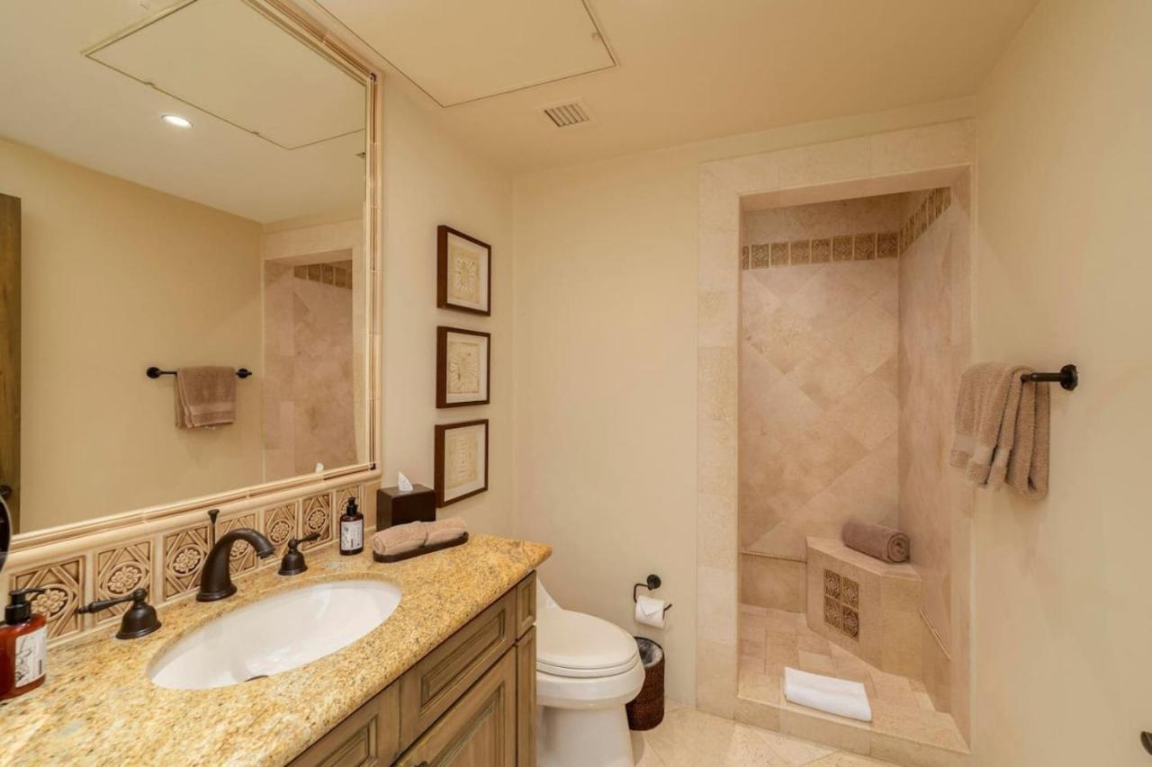 2 Bd 5-star Beachfront Hacienda Holiday home Cabo San Lucas