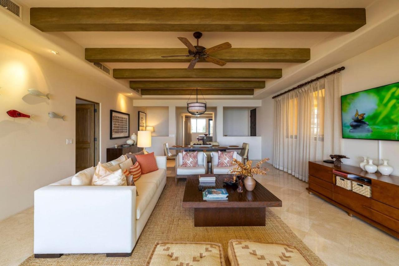 2 Bd 5-star Beachfront Hacienda Holiday home Cabo San Lucas