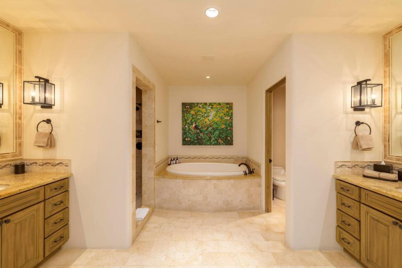 2 Bd 5-star Beachfront Hacienda Cabo San Lucas