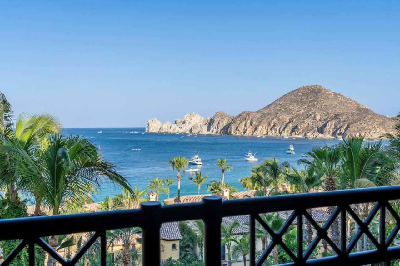 2 Bd 5-star Beachfront Hacienda *