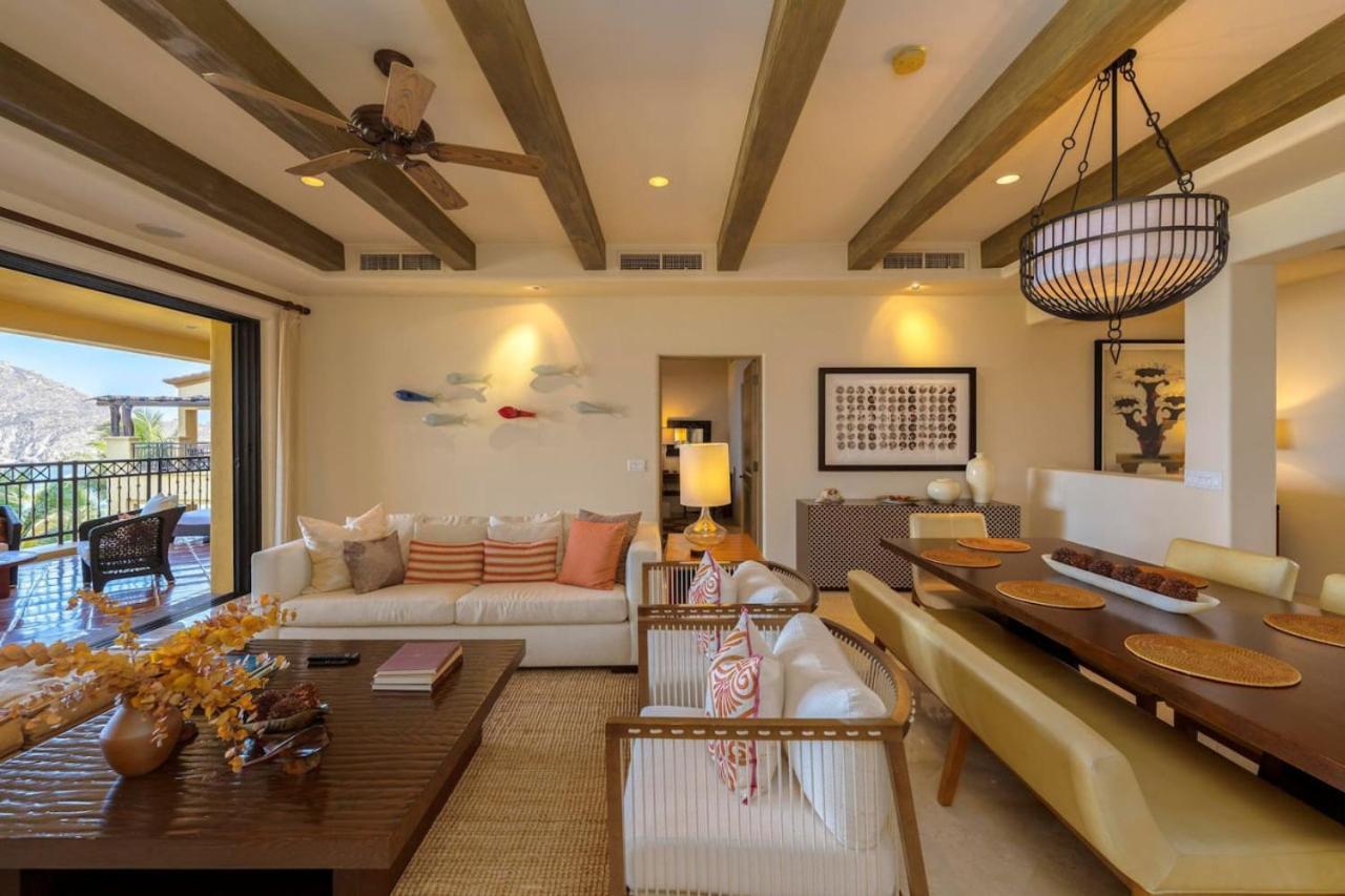 2 Bd 5-star Beachfront Hacienda Holiday home