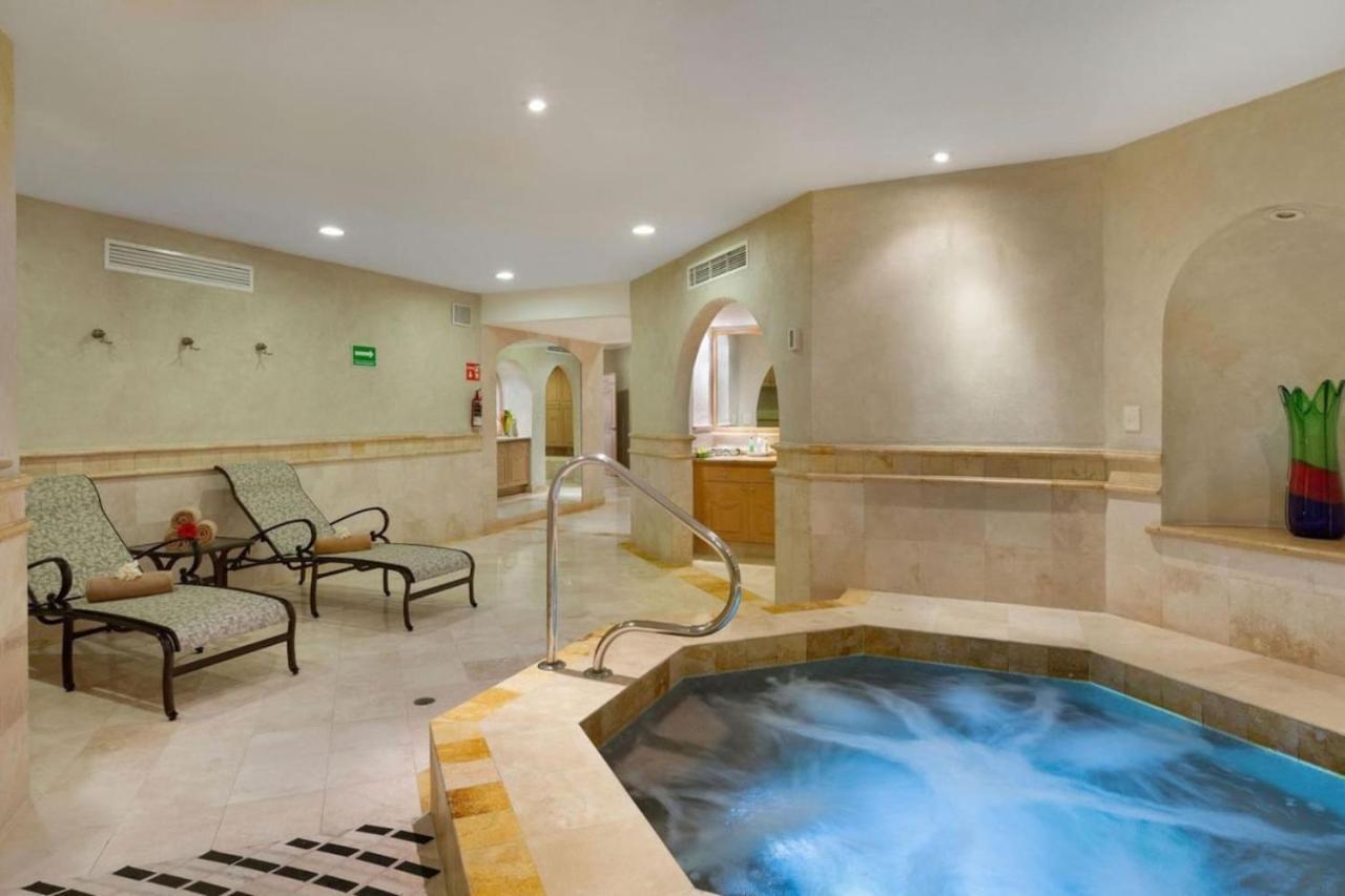Beachfront, Premium Ocean View, 5 Star, Vle 1604