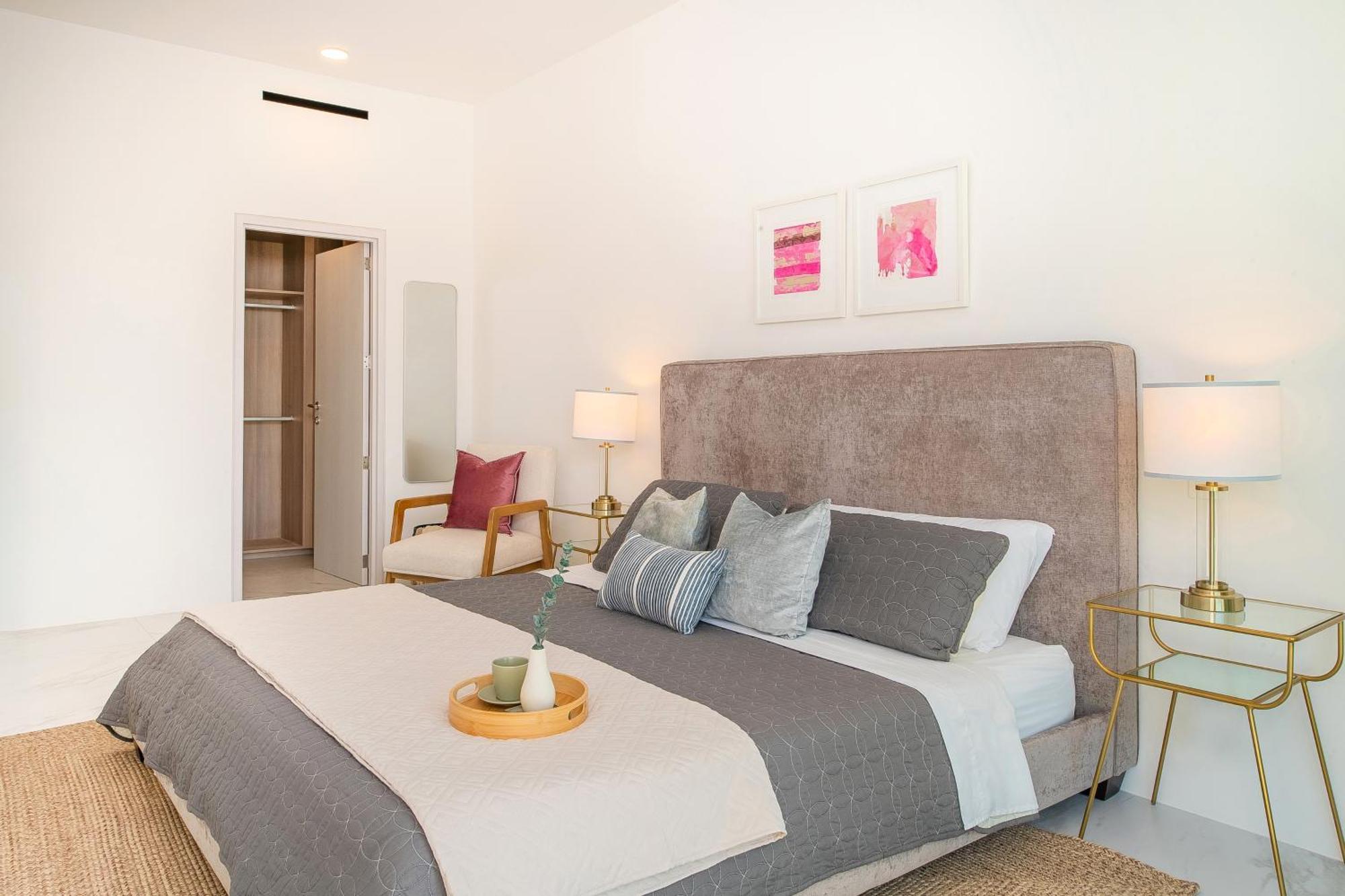 Apartment Brand New Luxury 2 Bedroom *
