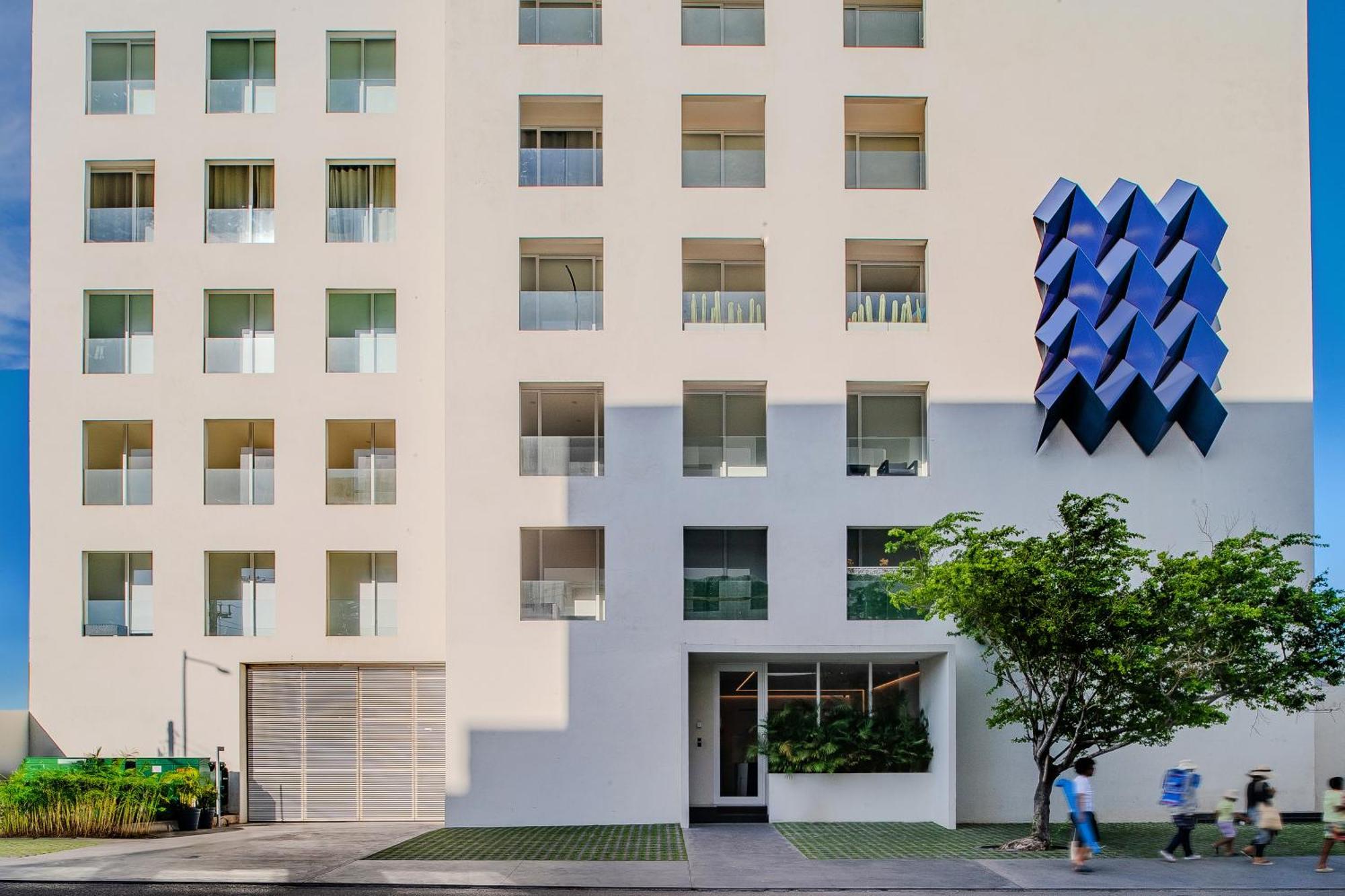 Brand New Luxury 2 Bedroom Apartment *