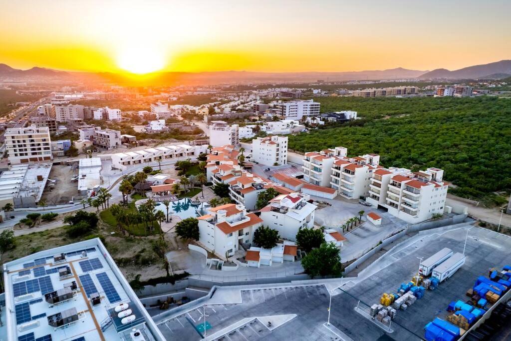 Apartment Upscale 2bdrm In Cabo *