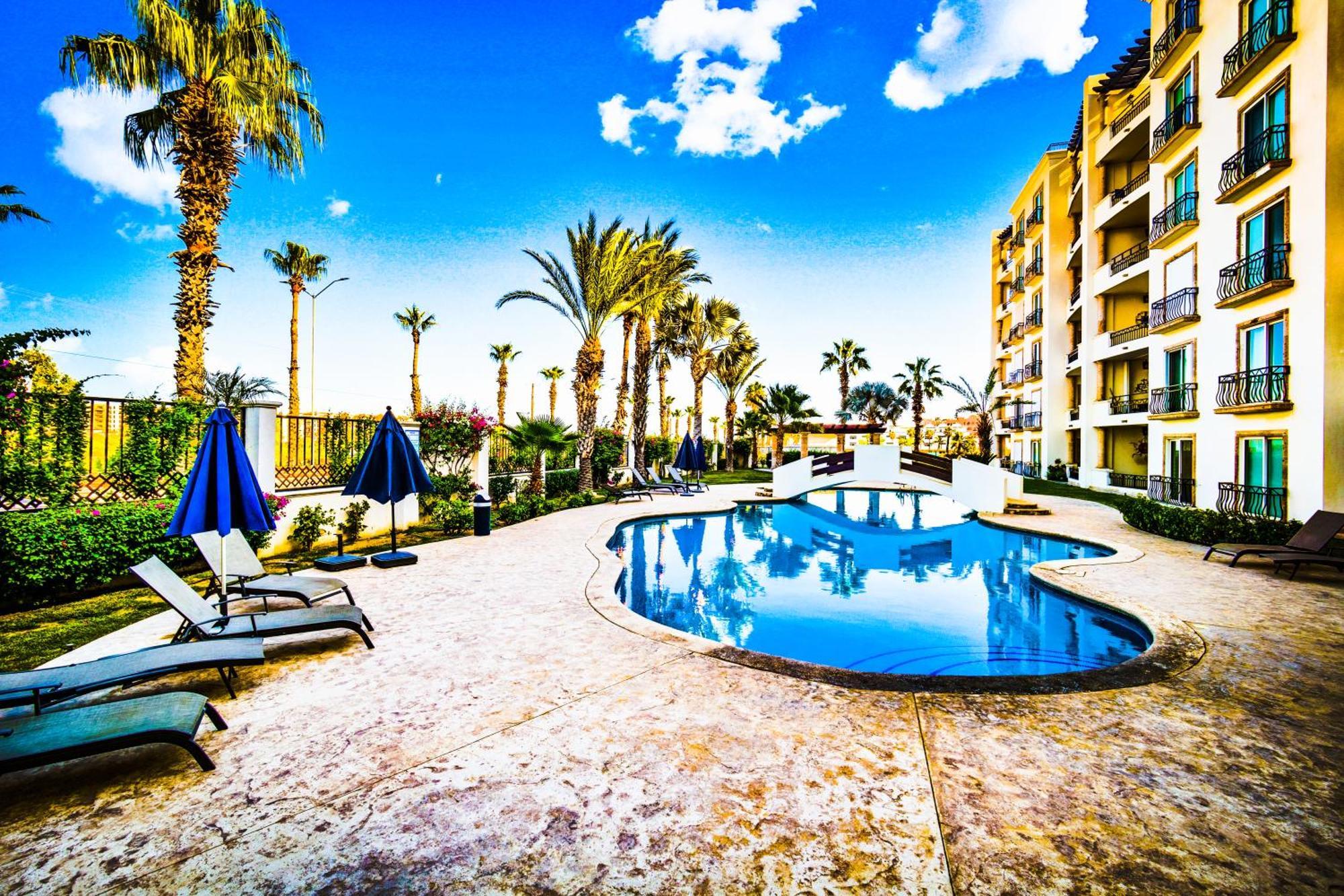Upgrade Your Vacation In Style-exclusive Poolside Condo! *