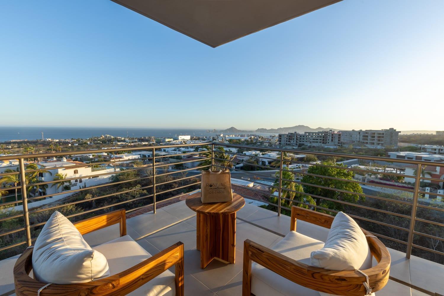Cabo Ph Stunning Rooftop With Jacuzzi