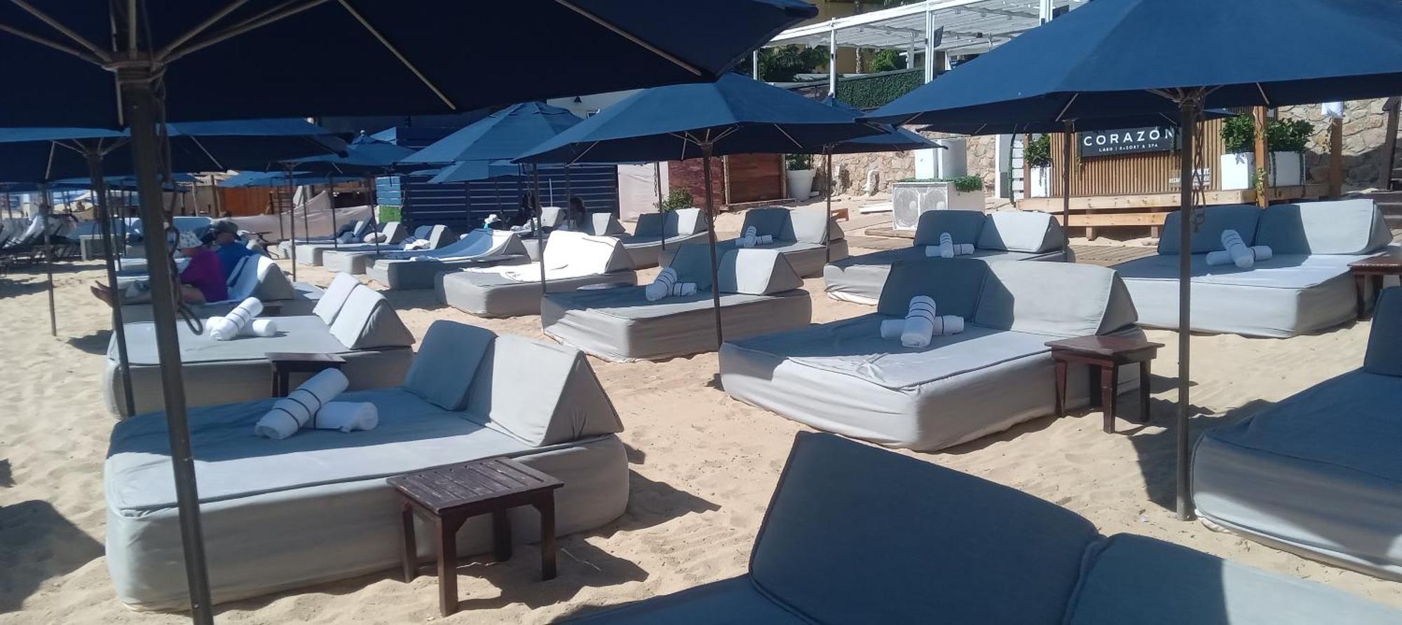 Resort Cabo Bay