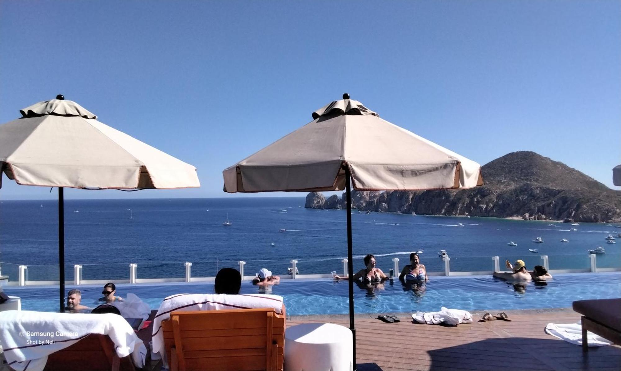 Cabo Bay Resort *