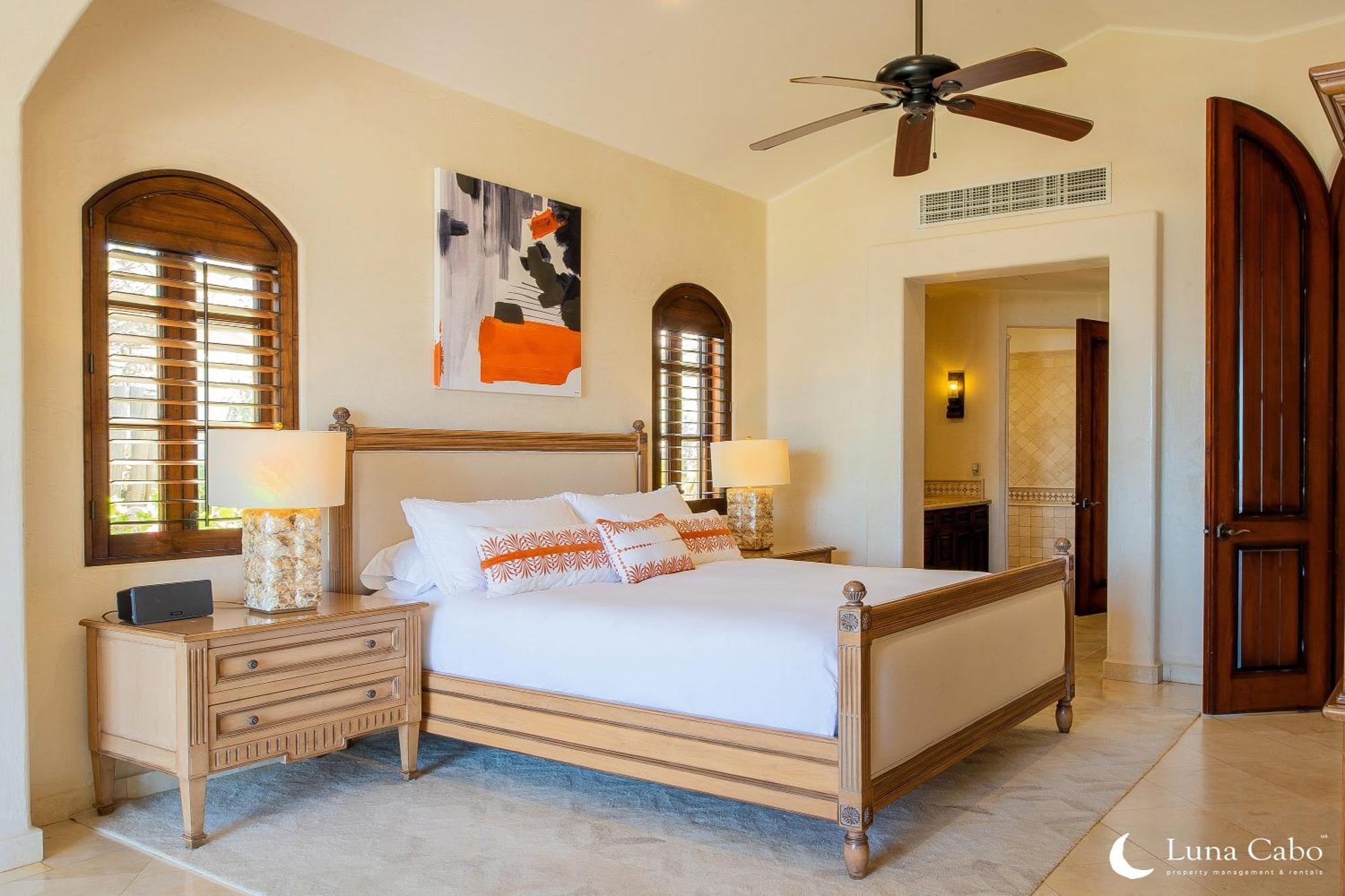 Holiday home Seaside Escape With Stunning Views & Private Pool