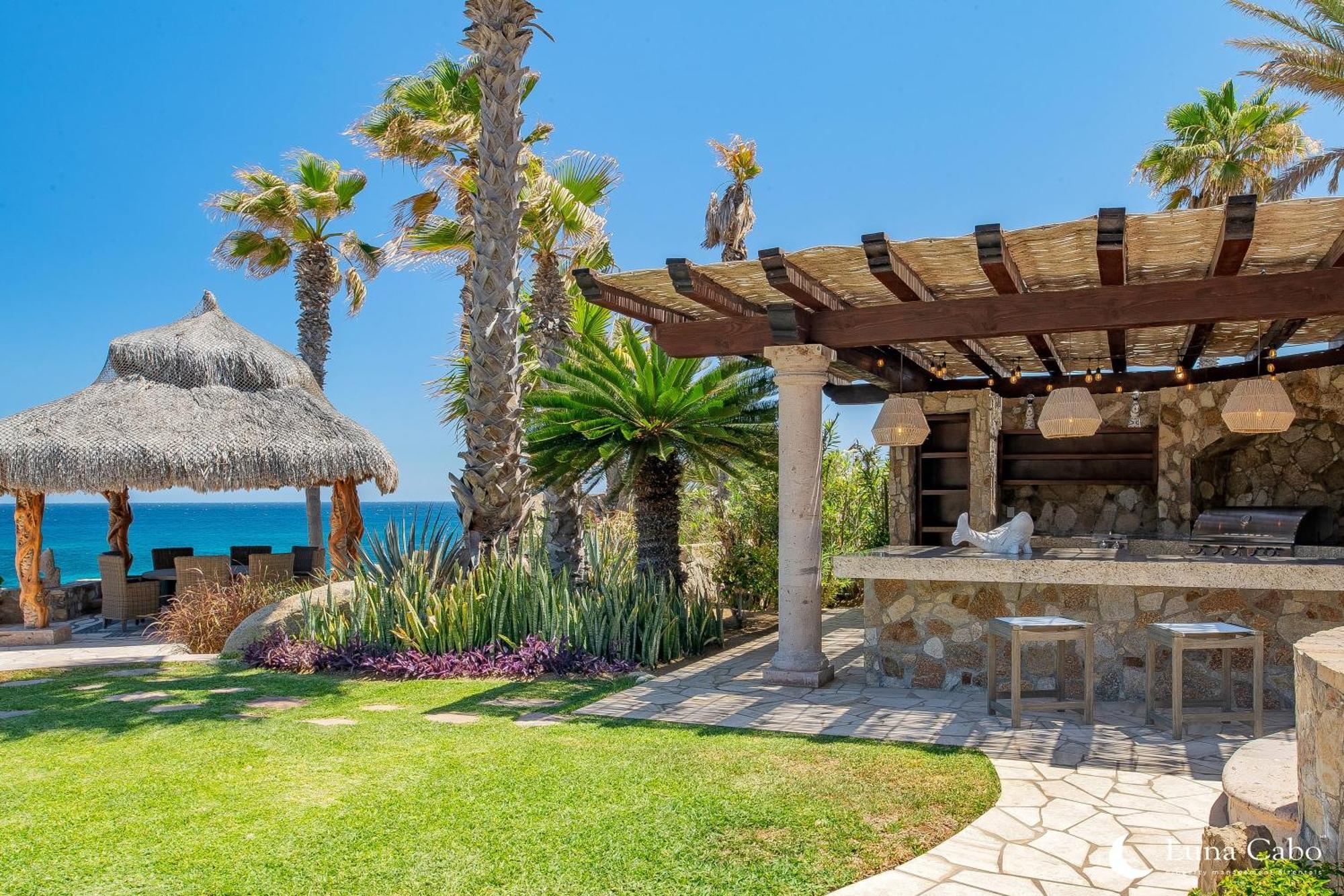 Seaside Escape With Stunning Views & Private Pool Holiday home Cabo San Lucas