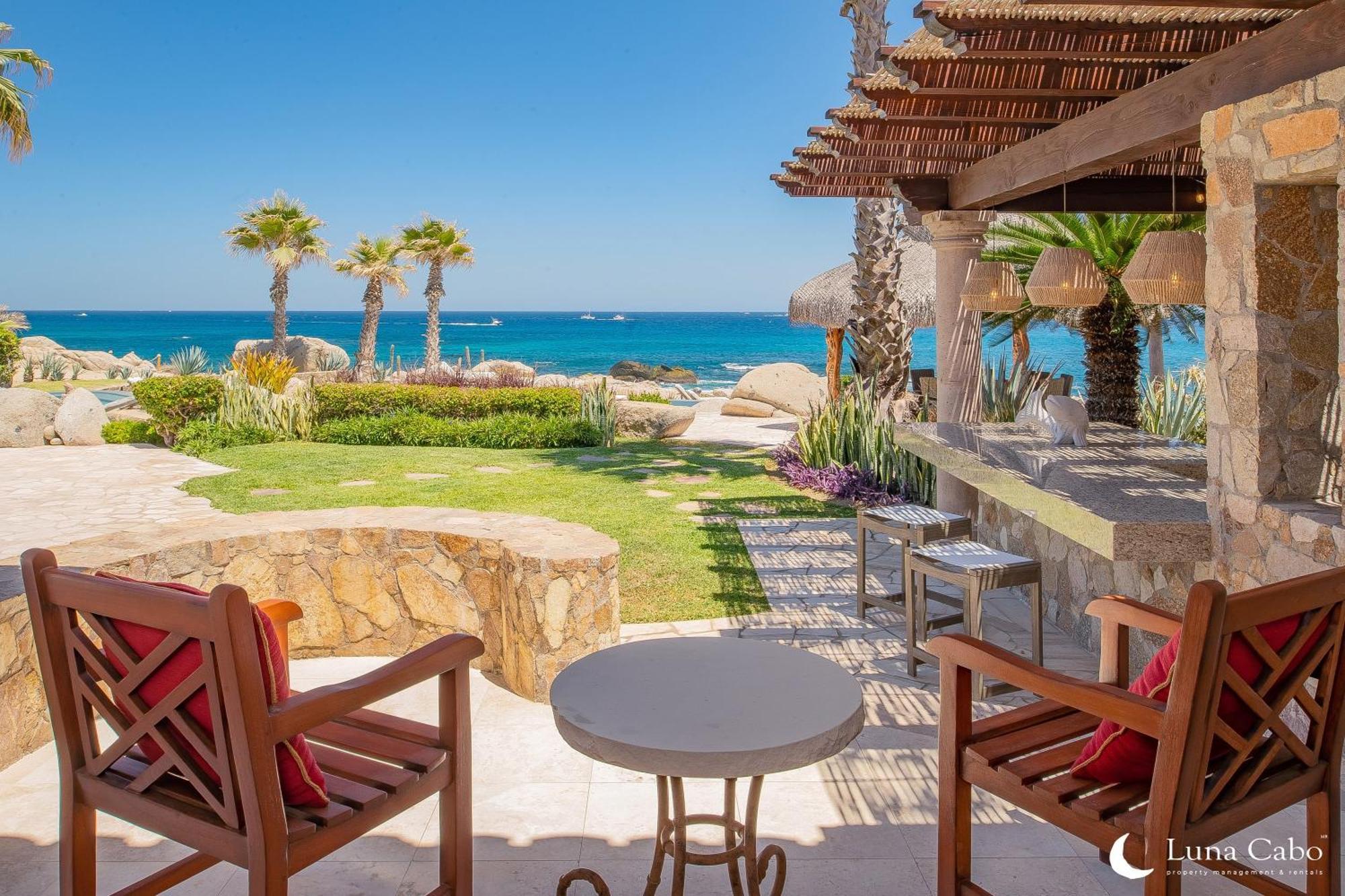 Holiday home Seaside Escape With Stunning Views & Private Pool