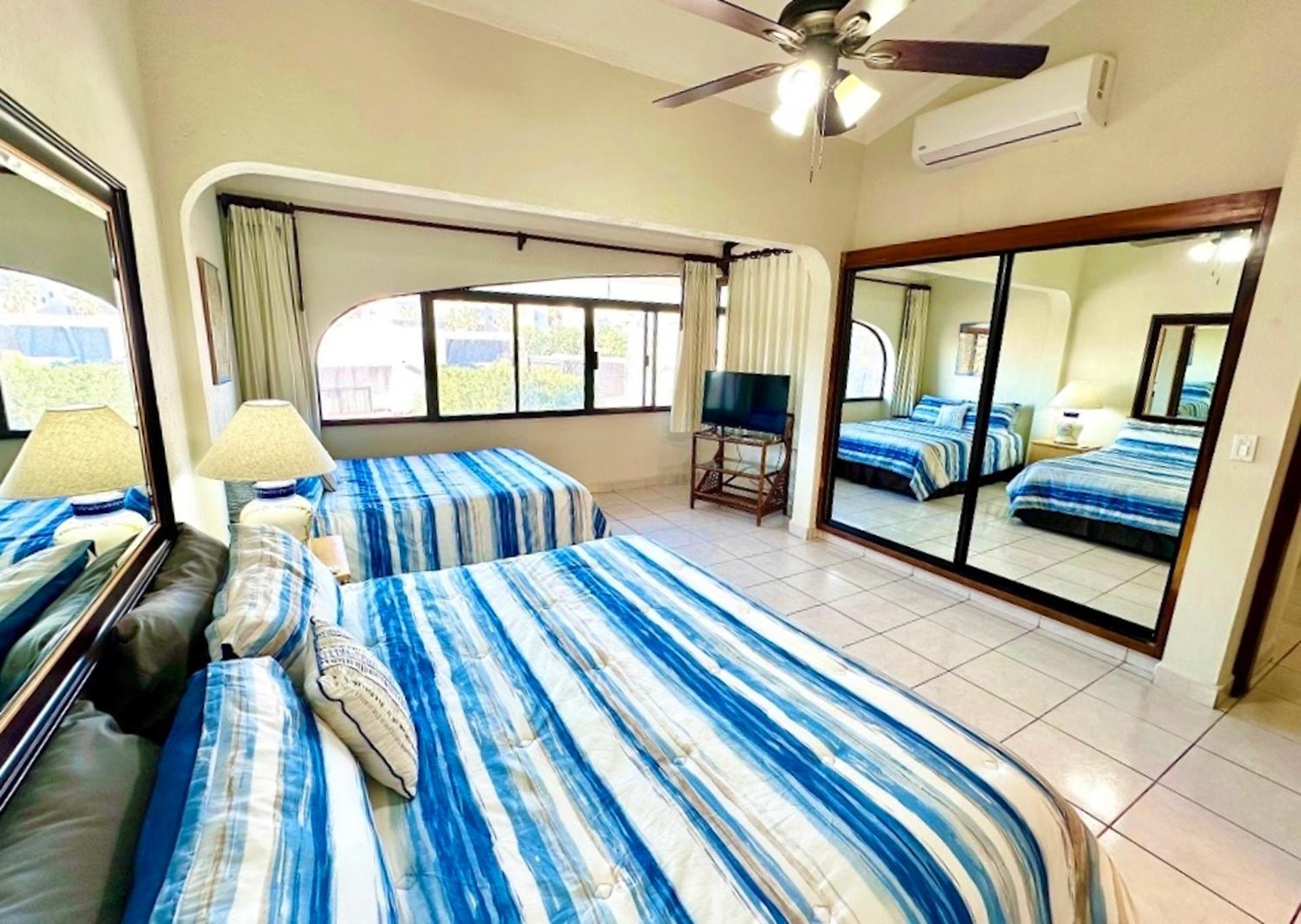 Walk Everywhere 2br2ba Valuecabocondo Is It! Apartment *