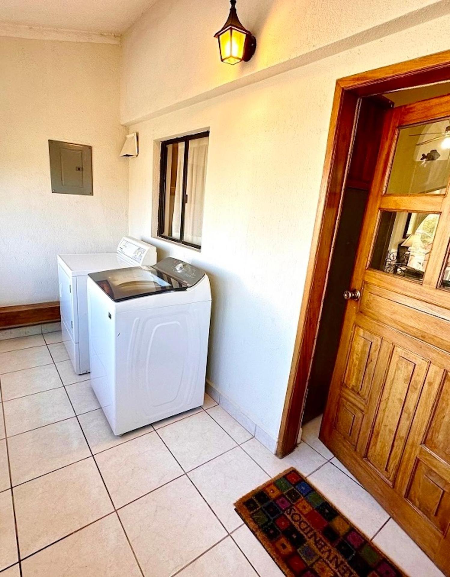 Walk Everywhere 2br2ba Valuecabocondo Is It!