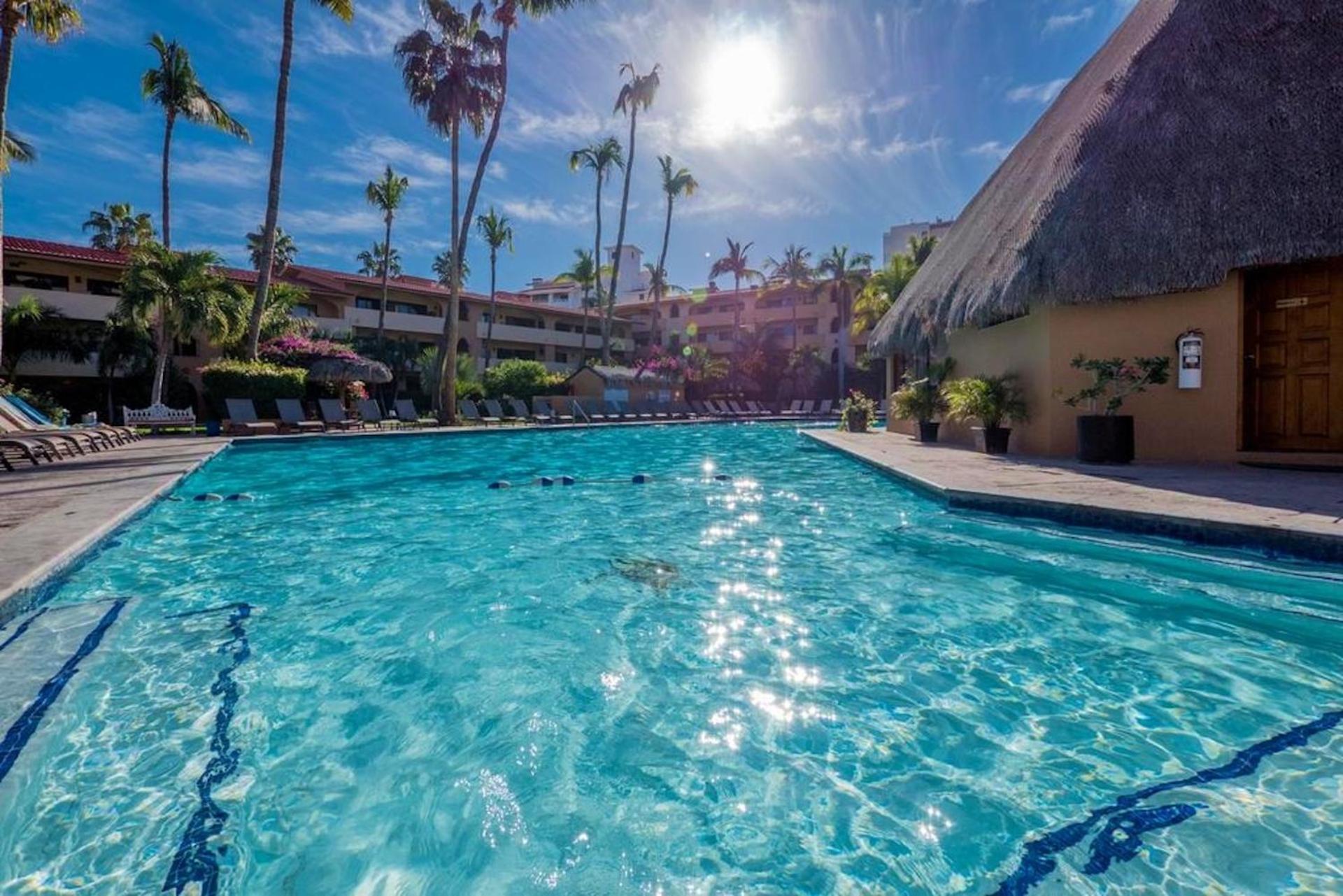 Walk Everywhere 2br2ba Valuecabocondo Is It!