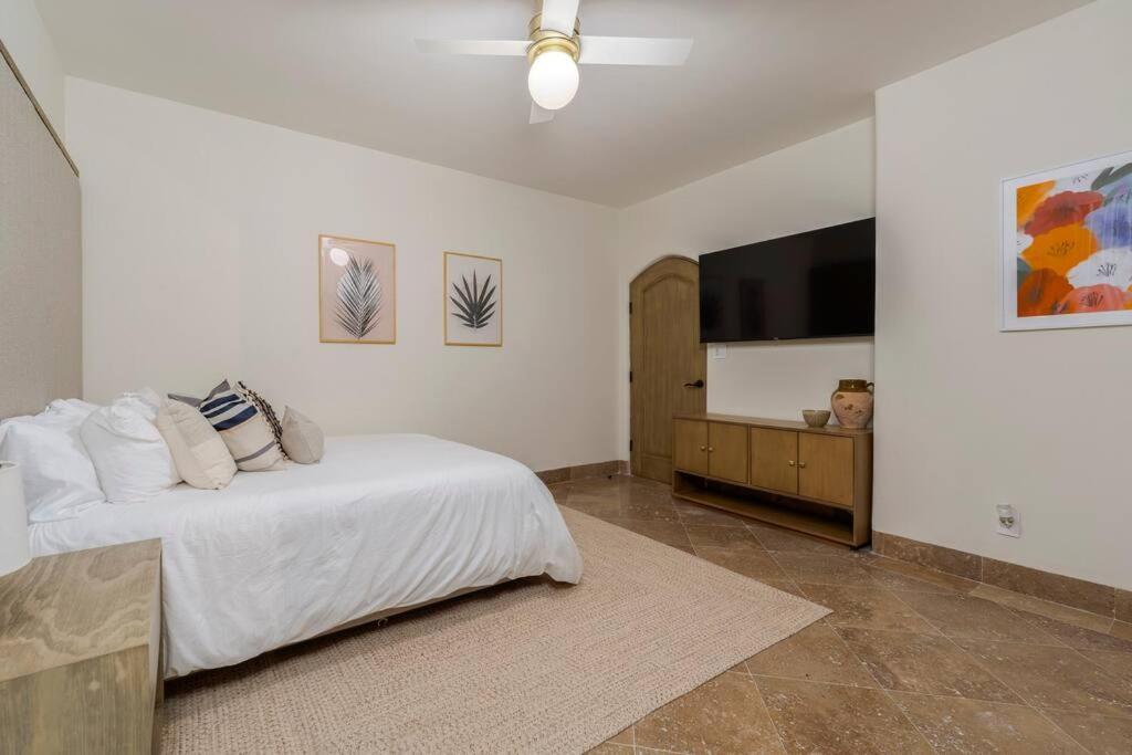 Villa Casa La Pinata 7br - Concierge And Maid Included *