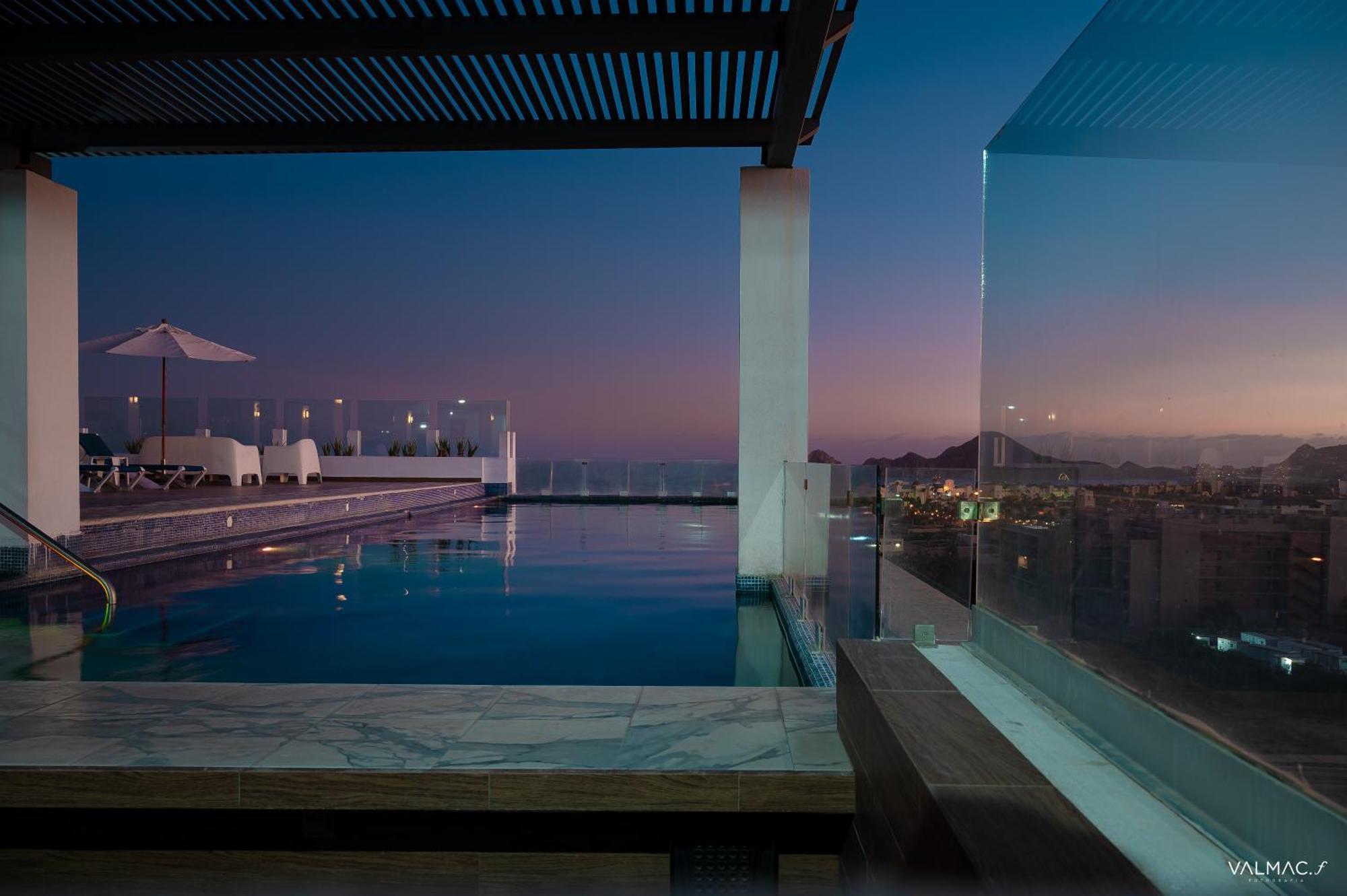 Comfort & Cabos 4*