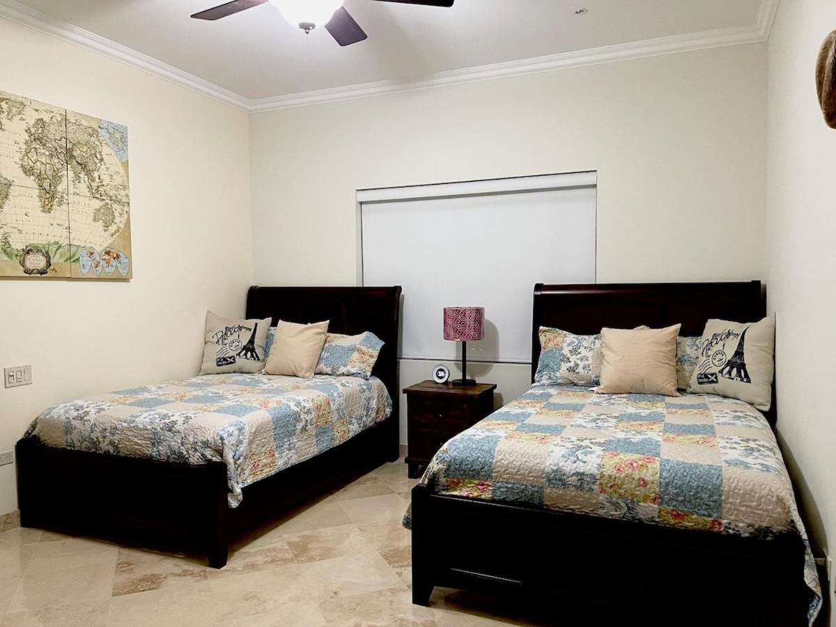 Beachside Medano Mexico Apartment *