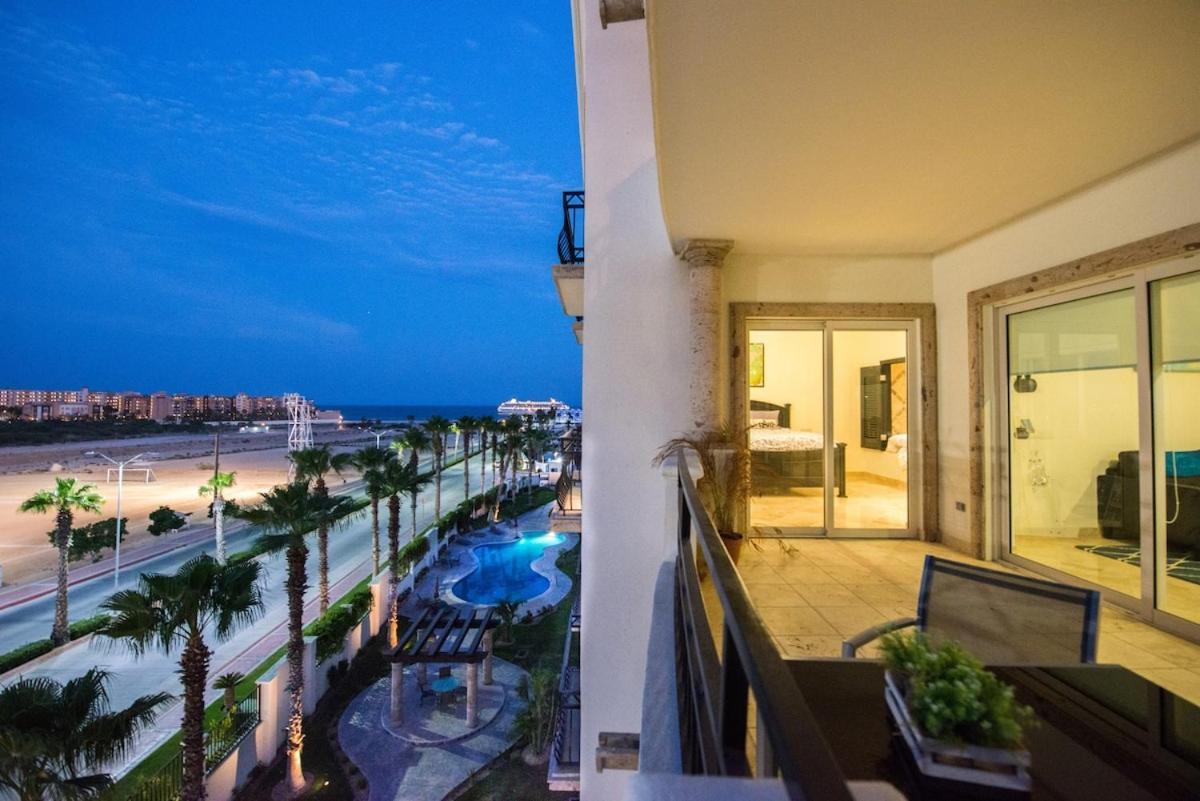 Apartment Beachside Medano Mexico Cabo San Lucas