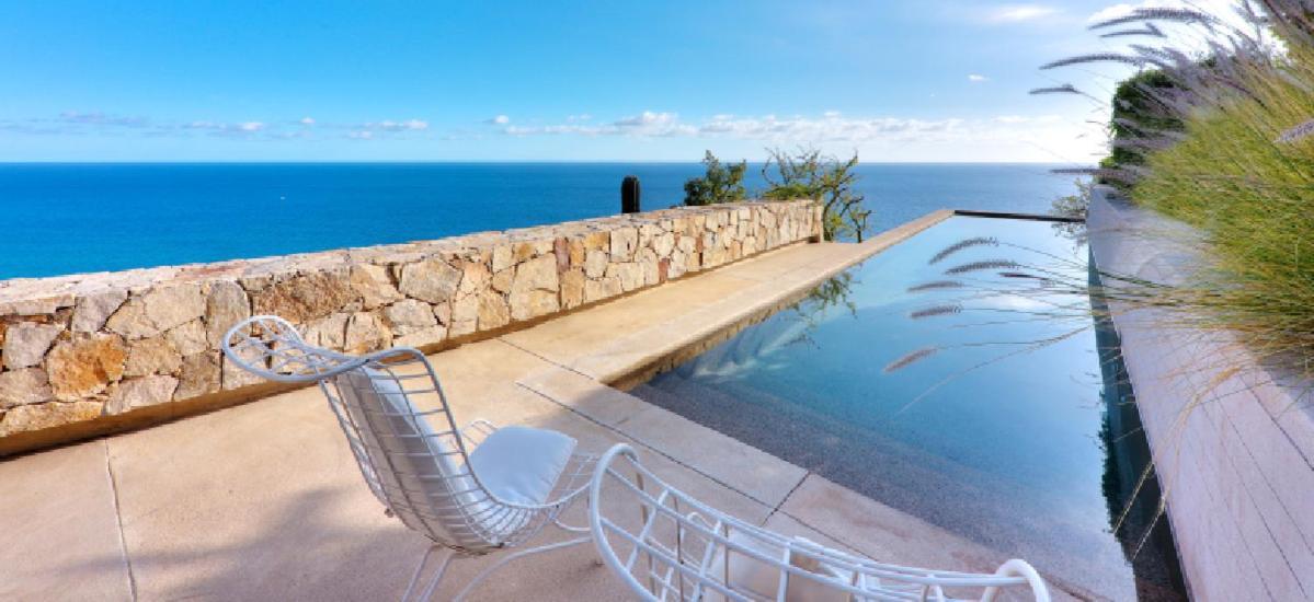 Finisterra Villa *