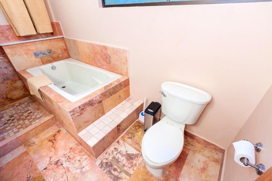 3br 3ba Cabo With Pool Bbq Near Town And Marina Villa