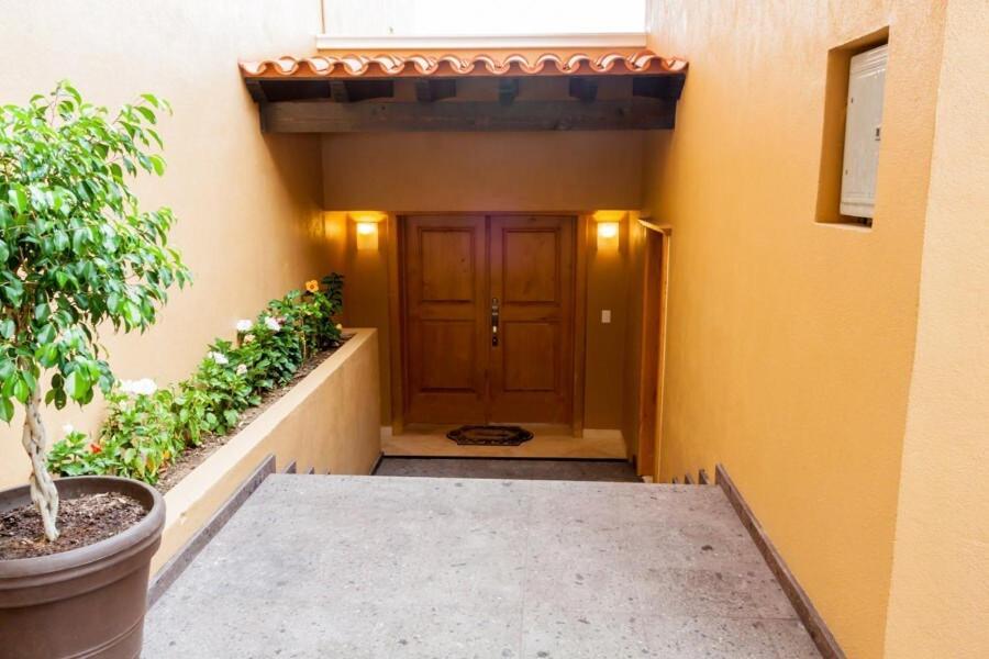 3br 3ba Cabo With Pool Bbq Near Town And Marina * Cabo San Lucas